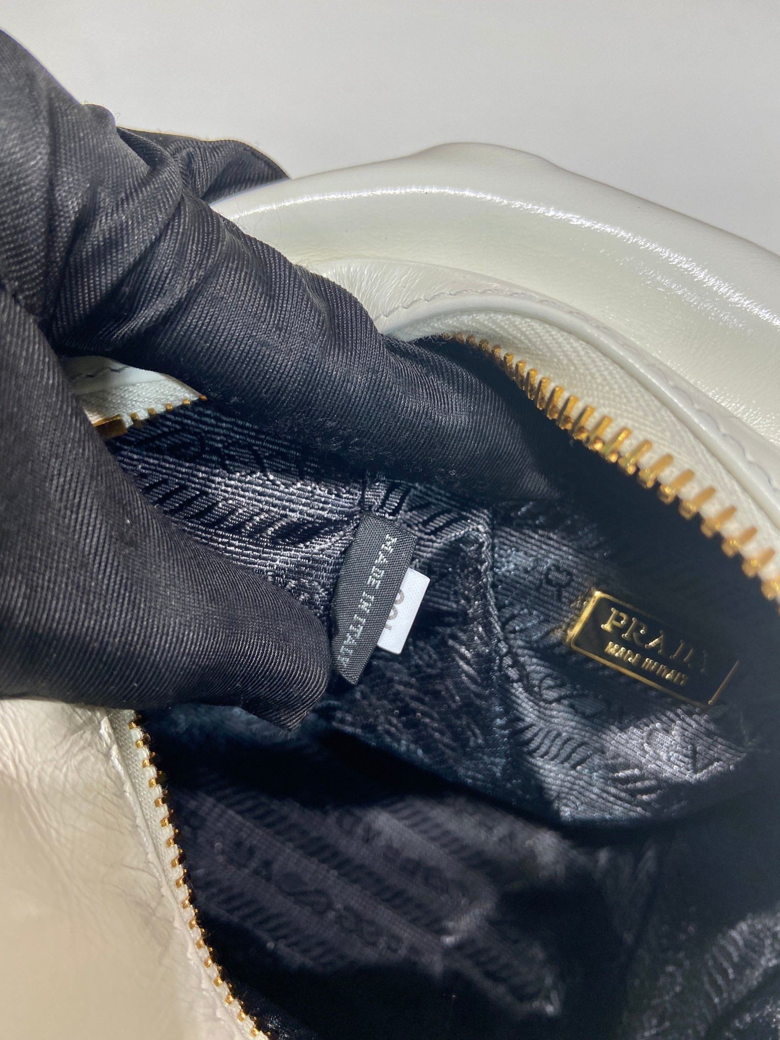 SMALL RECTANGULAR BAG 14 IN WHITE OIL WAX LAMBSKIN GOLD HARDWARE