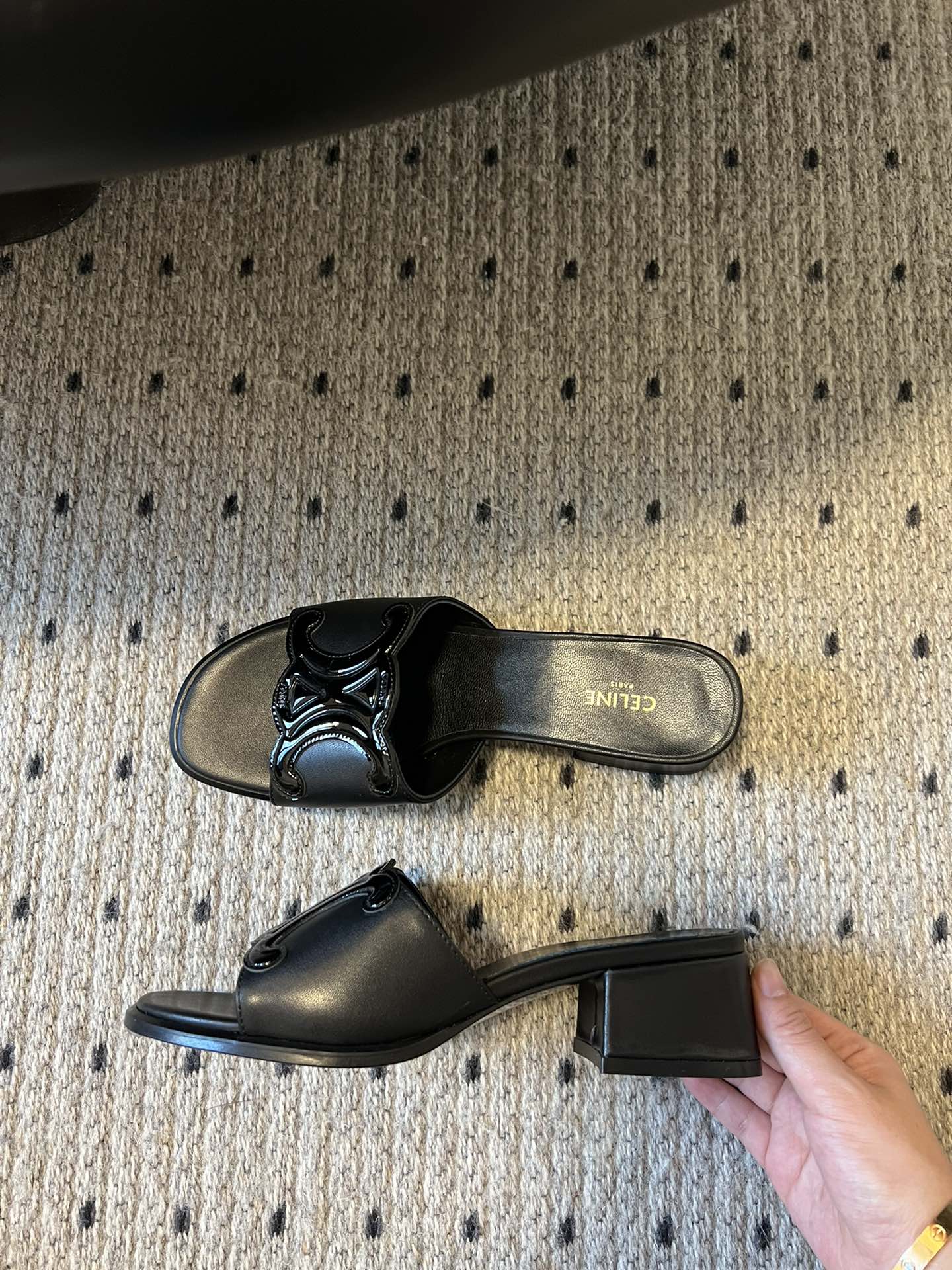 CLEMENCE MULE IN BLACK LAMBSKIN AND PATENT CALFSKIN