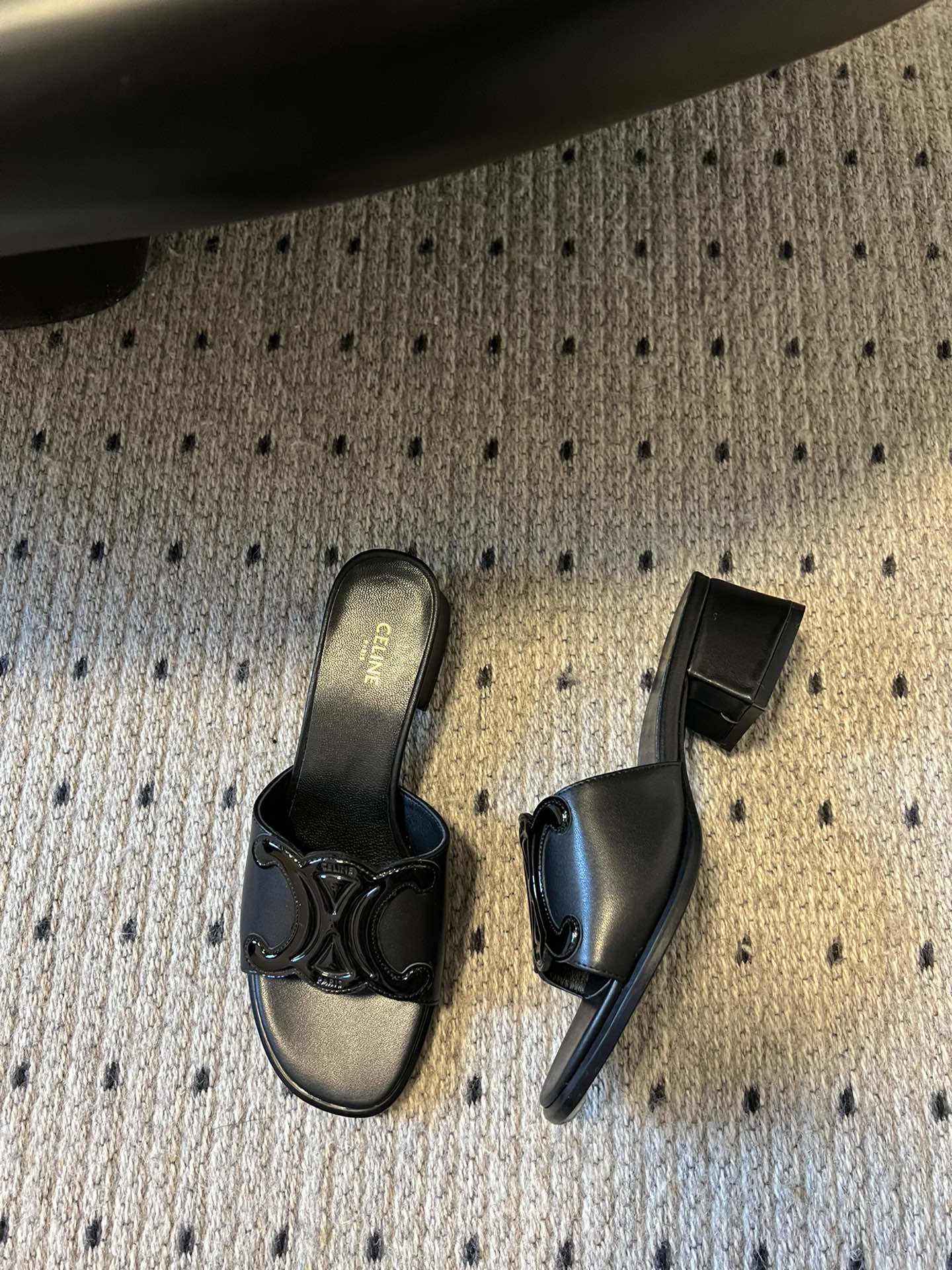 CLEMENCE MULE IN BLACK LAMBSKIN AND PATENT CALFSKIN