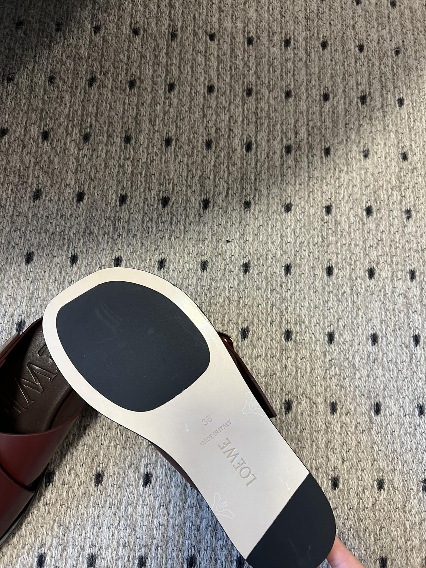 PETAL BELT FLAT SANDAL IN SANGRIA RED CALFSKIN