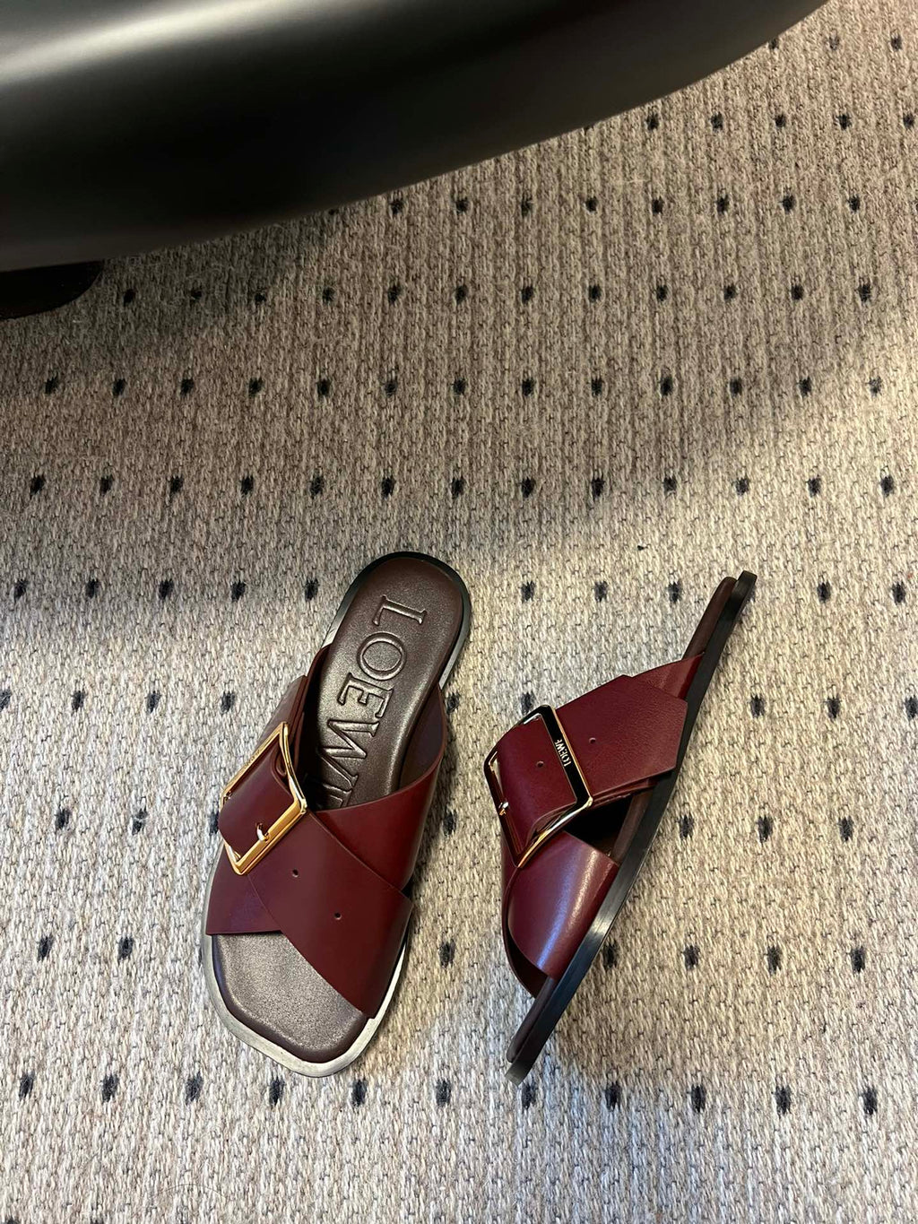 PETAL BELT FLAT SANDAL IN SANGRIA RED CALFSKIN