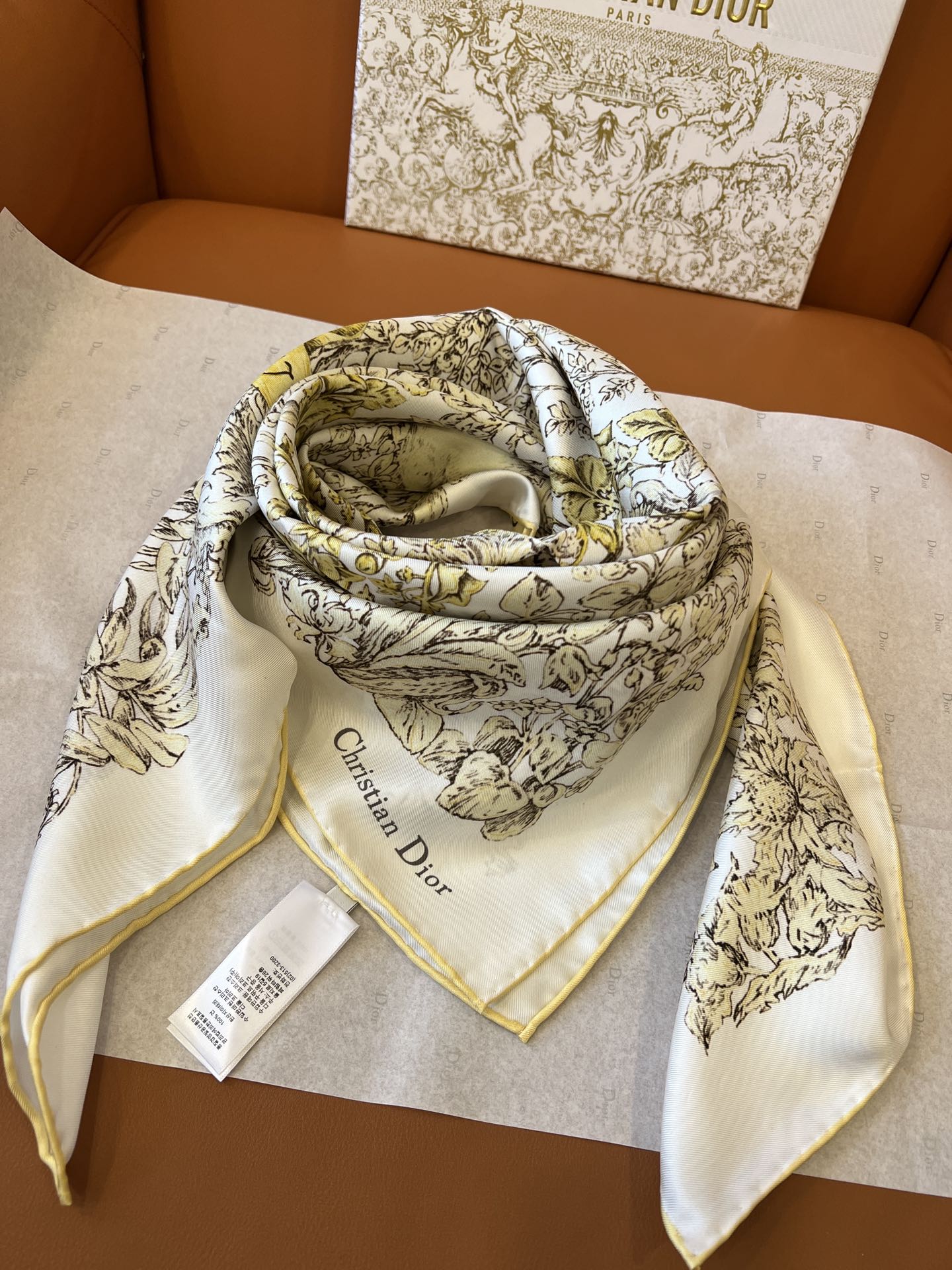 DIOR SCARF 90 CM IN SILK 627642