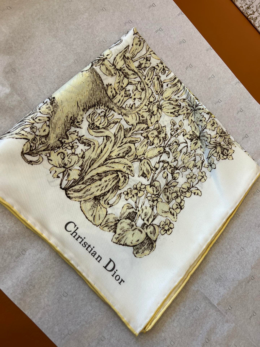 DIOR SCARF 90 CM IN SILK 627642