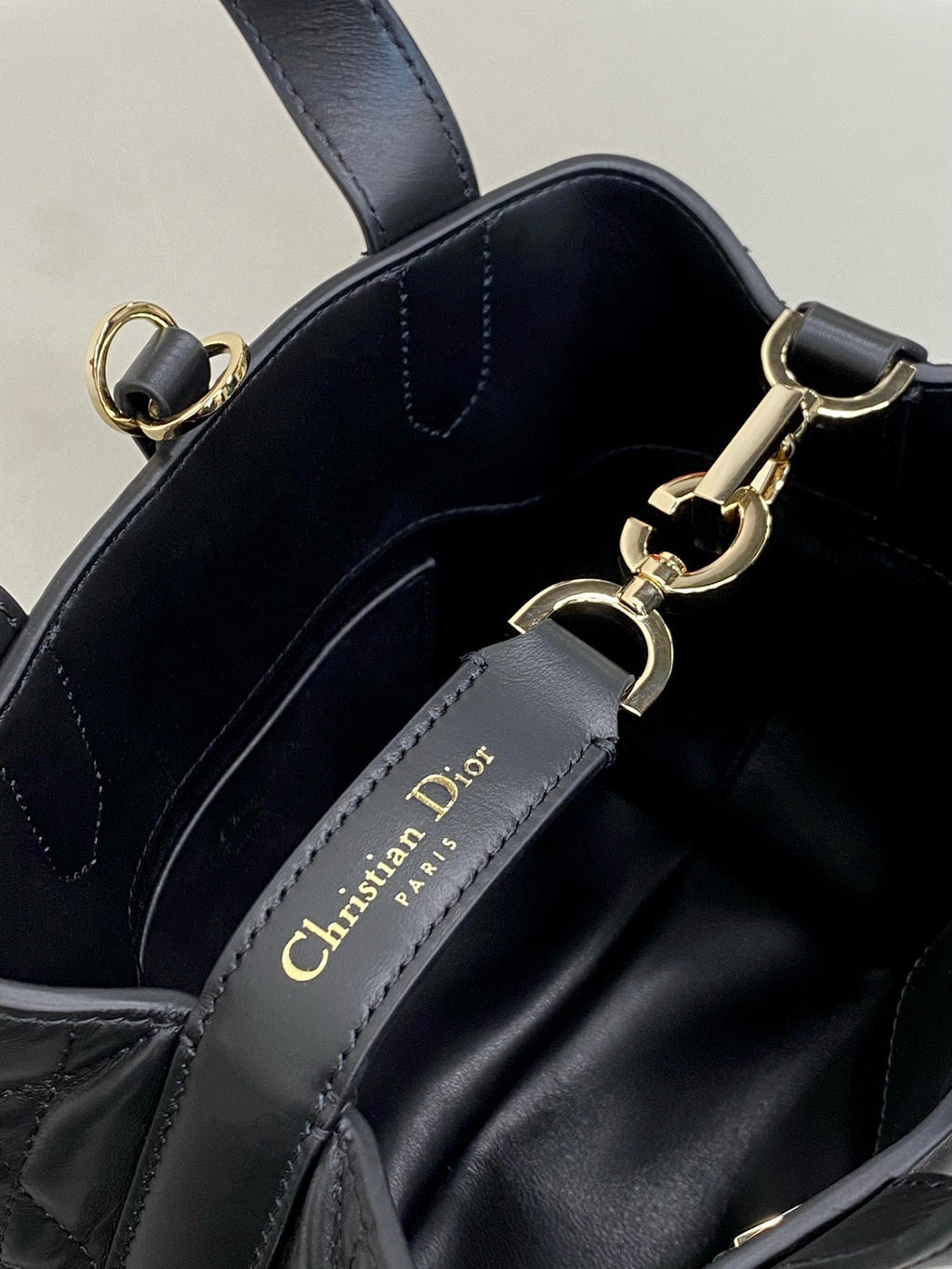 MINI TOUJOURS BUCKET BAG 18 IN BLACK CANNAGE CALFSKIN