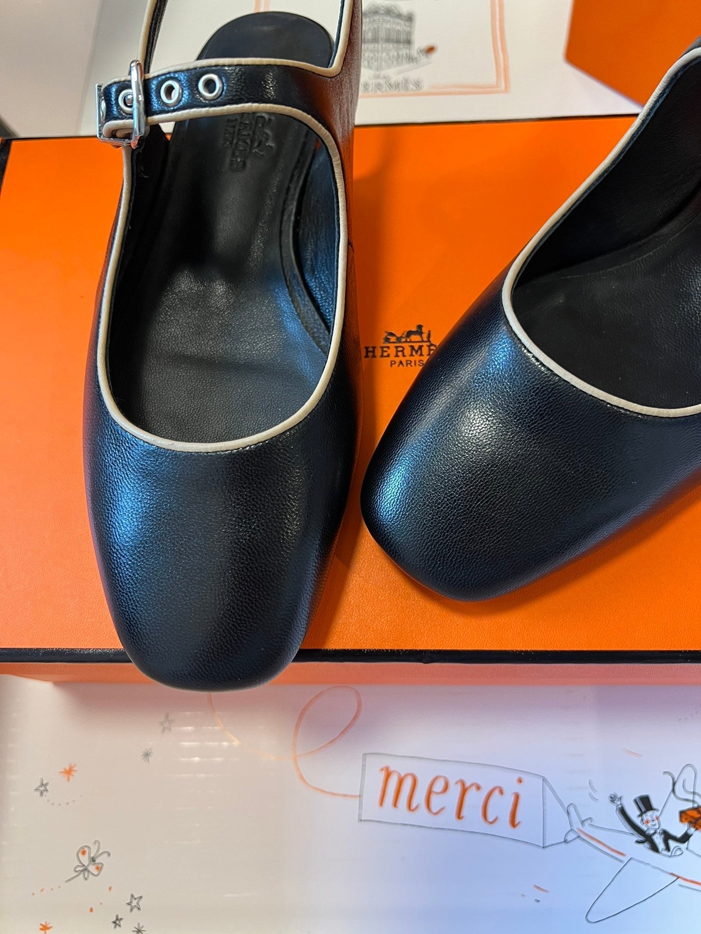 KLEO SLINGBACK IN BLACK CALFSKIN