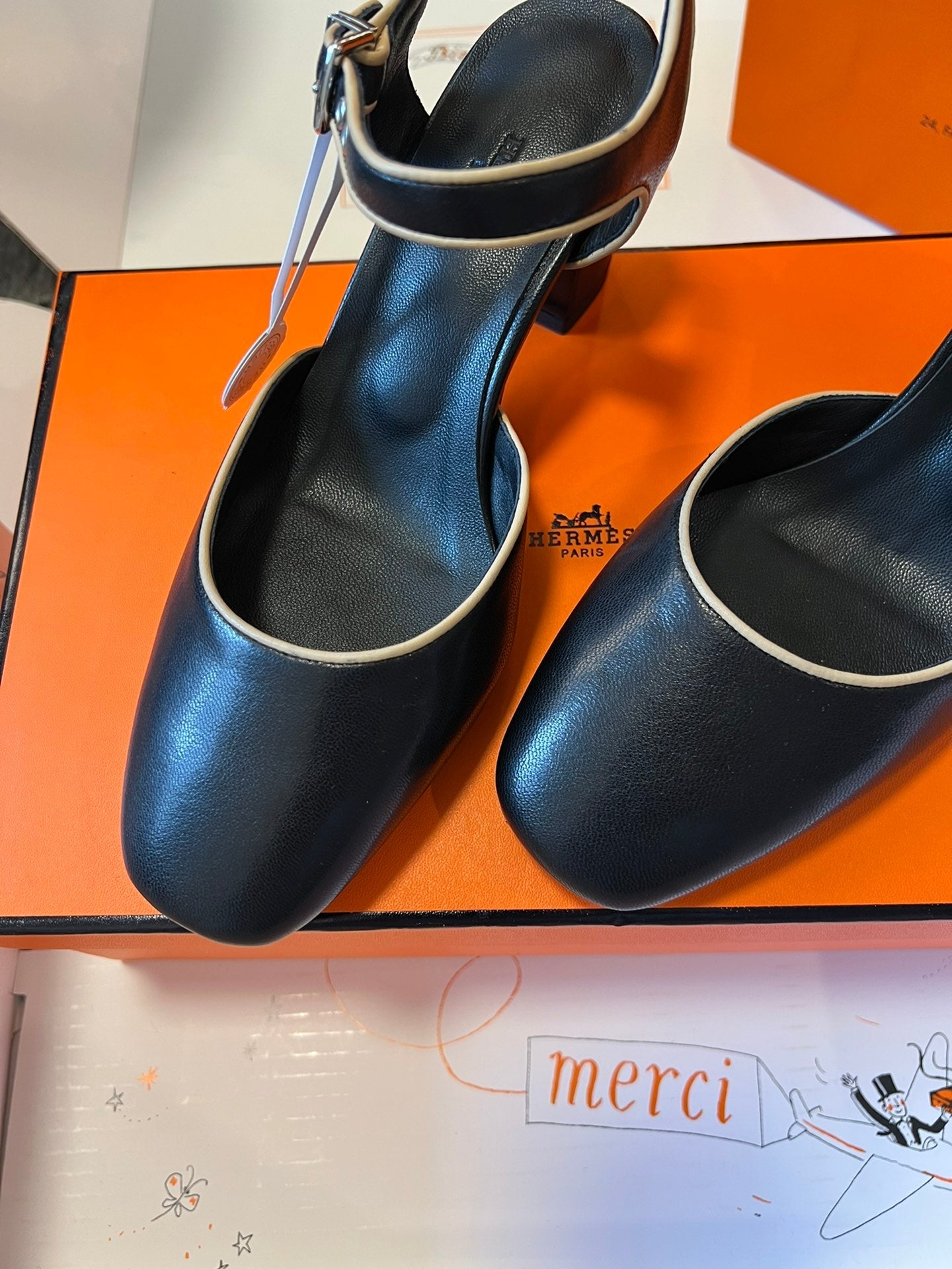 KLEO HIGH SLINGBACK IN BLACK CALFSKIN