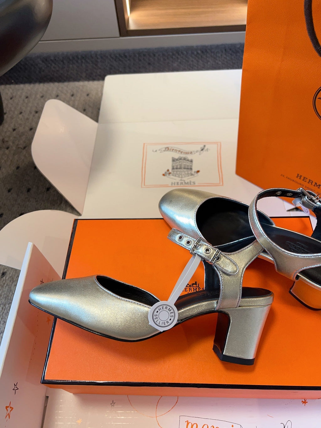 KLEO HIGH SLINGBACK IN SILVER CALFSKIN