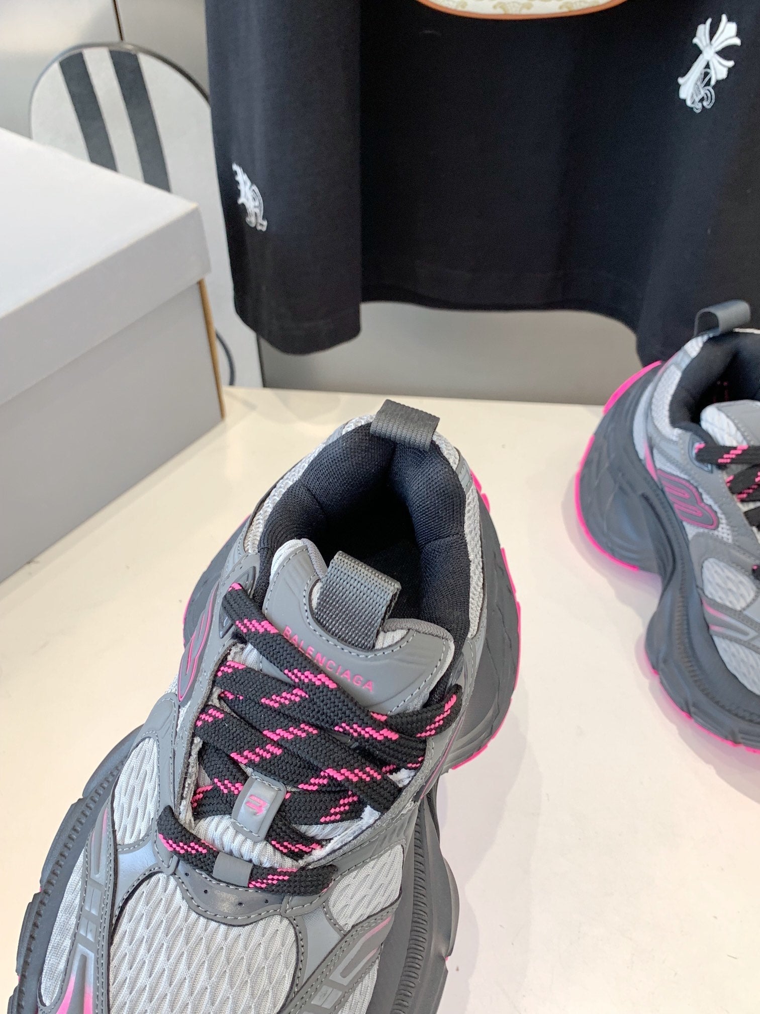 DAD SHOES IN GRAY MIX PINK MESH AND CALFSKIN