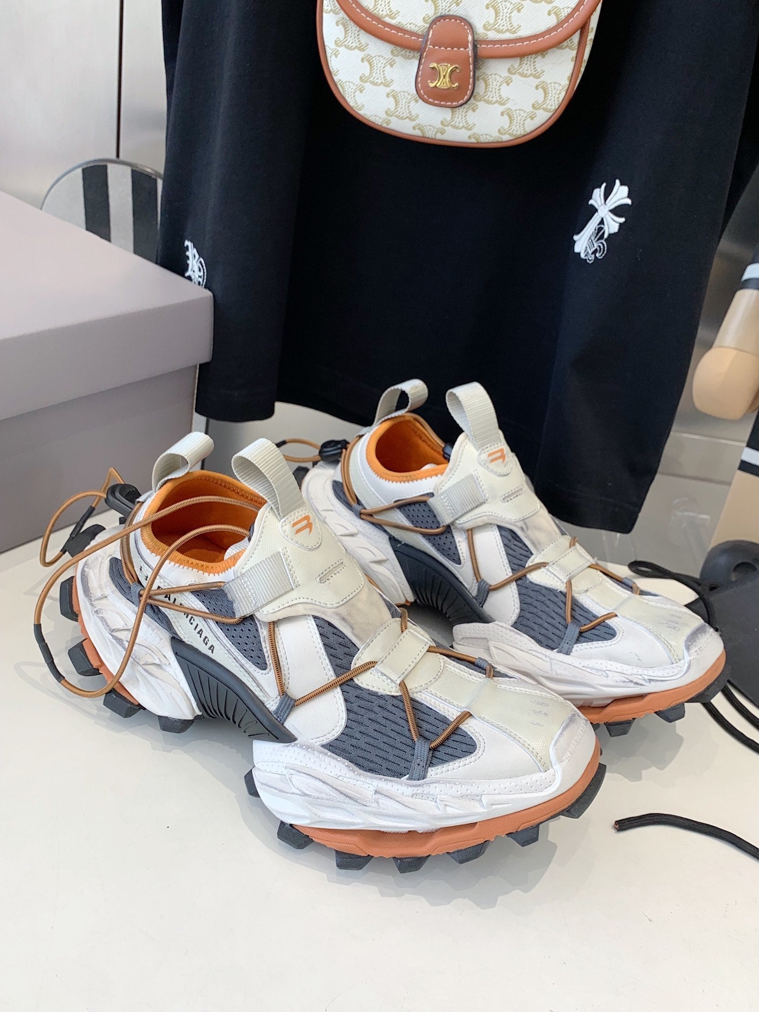 HIKE SNEAKER IN BEIGE AND ORANGE MESH, POLYURETHANE AND POLYESTER