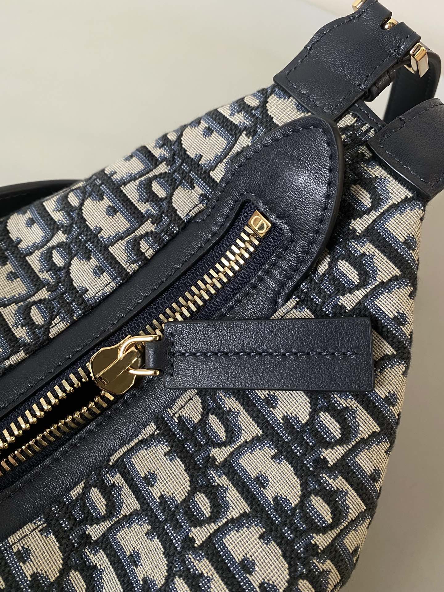 MEDIUM D-JOURNEY SHOULDER BAG 25 IN BLACK MONOGRAM OBLIQUE JACQUARD