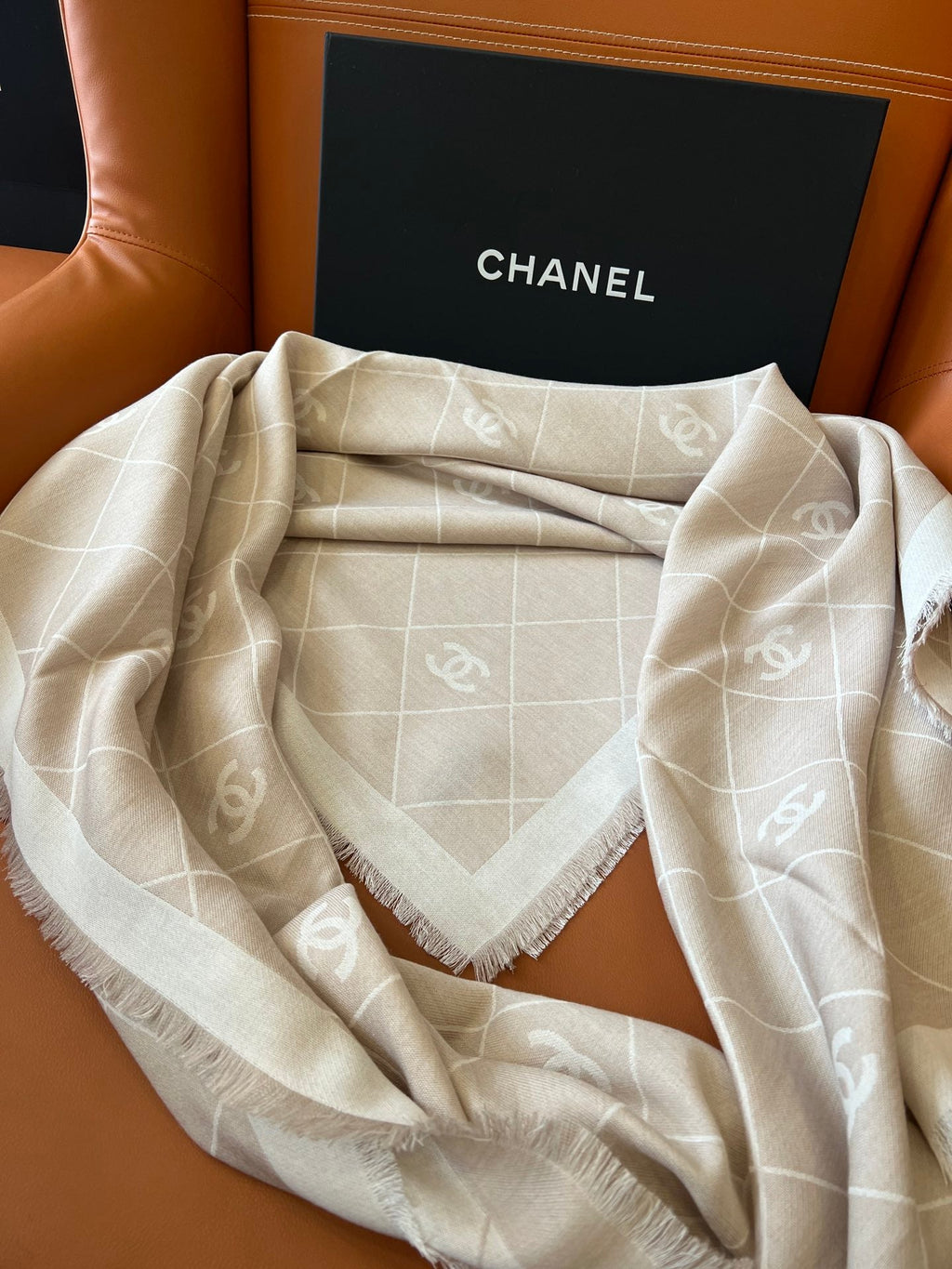 CHANEL 25S SCARF 140 IN WOOL SILK 700809