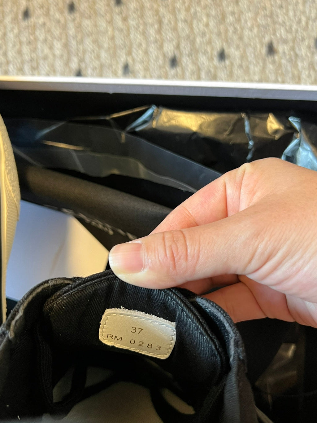 TRAINER LOW LACE-UP SNEAKER IN BLACK CANVAS