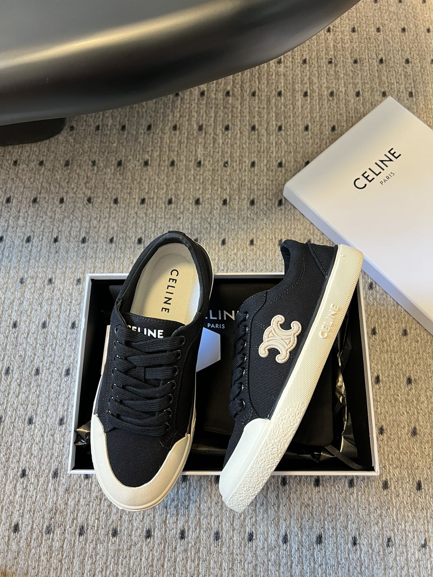 TRAINER LOW LACE-UP SNEAKER IN BLACK CANVAS