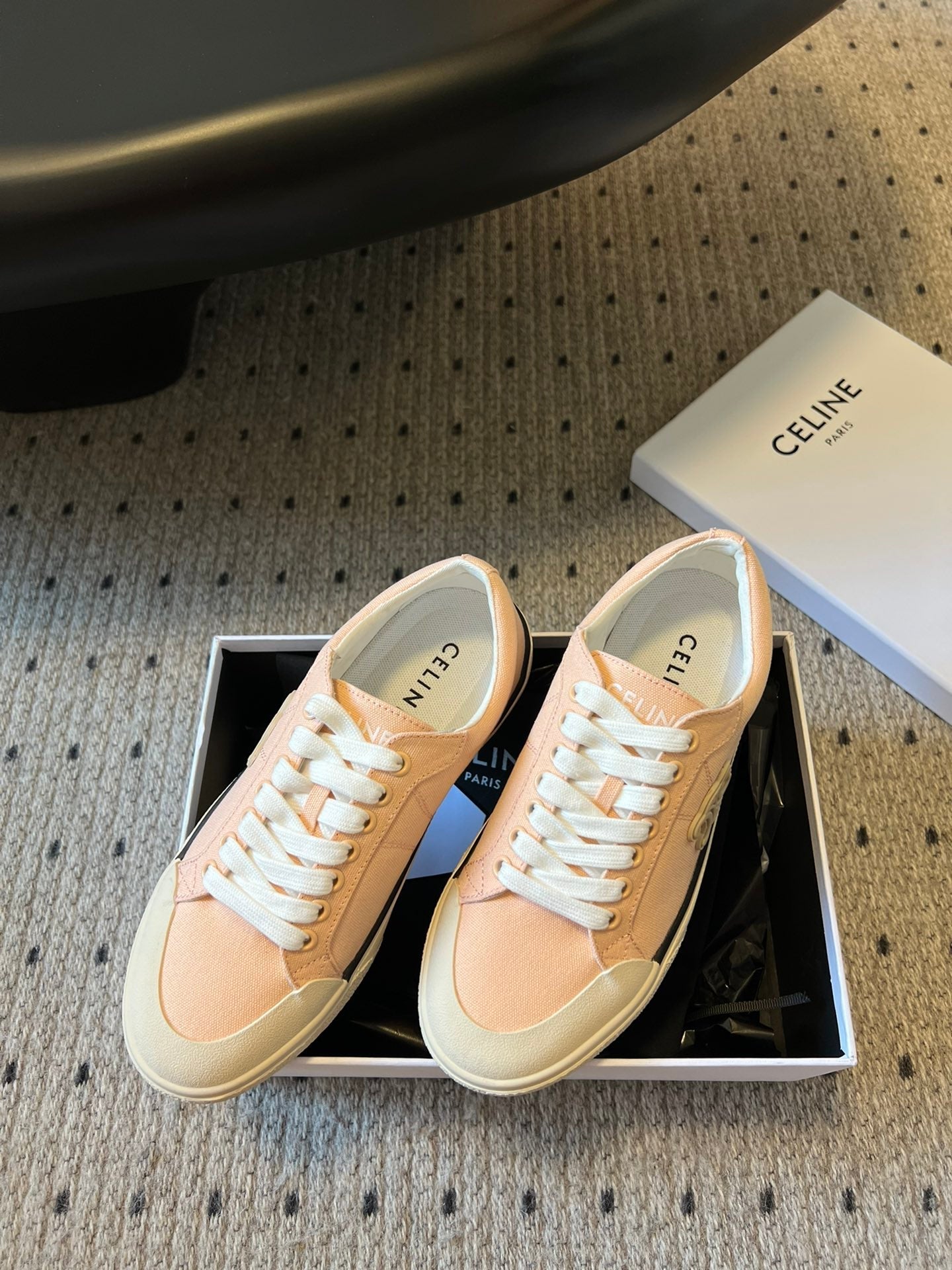 TRAINER LOW LACE-UP SNEAKER IN LIGHT ORANGE CANVAS