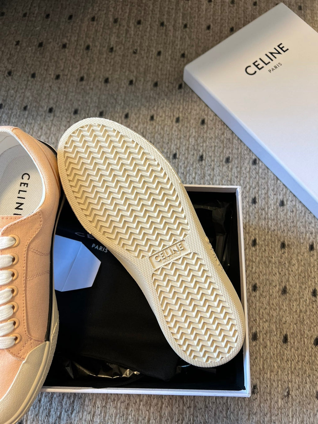 TRAINER LOW LACE-UP SNEAKER IN LIGHT ORANGE CANVAS