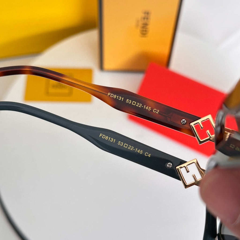 SELLERIA RECTANGULAR FRAME SUNGLASSES FD8131 IN ACETATE