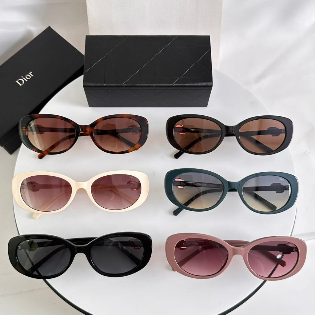 MONTAIGNE SUNGLASS CD8977 IN ACETATE