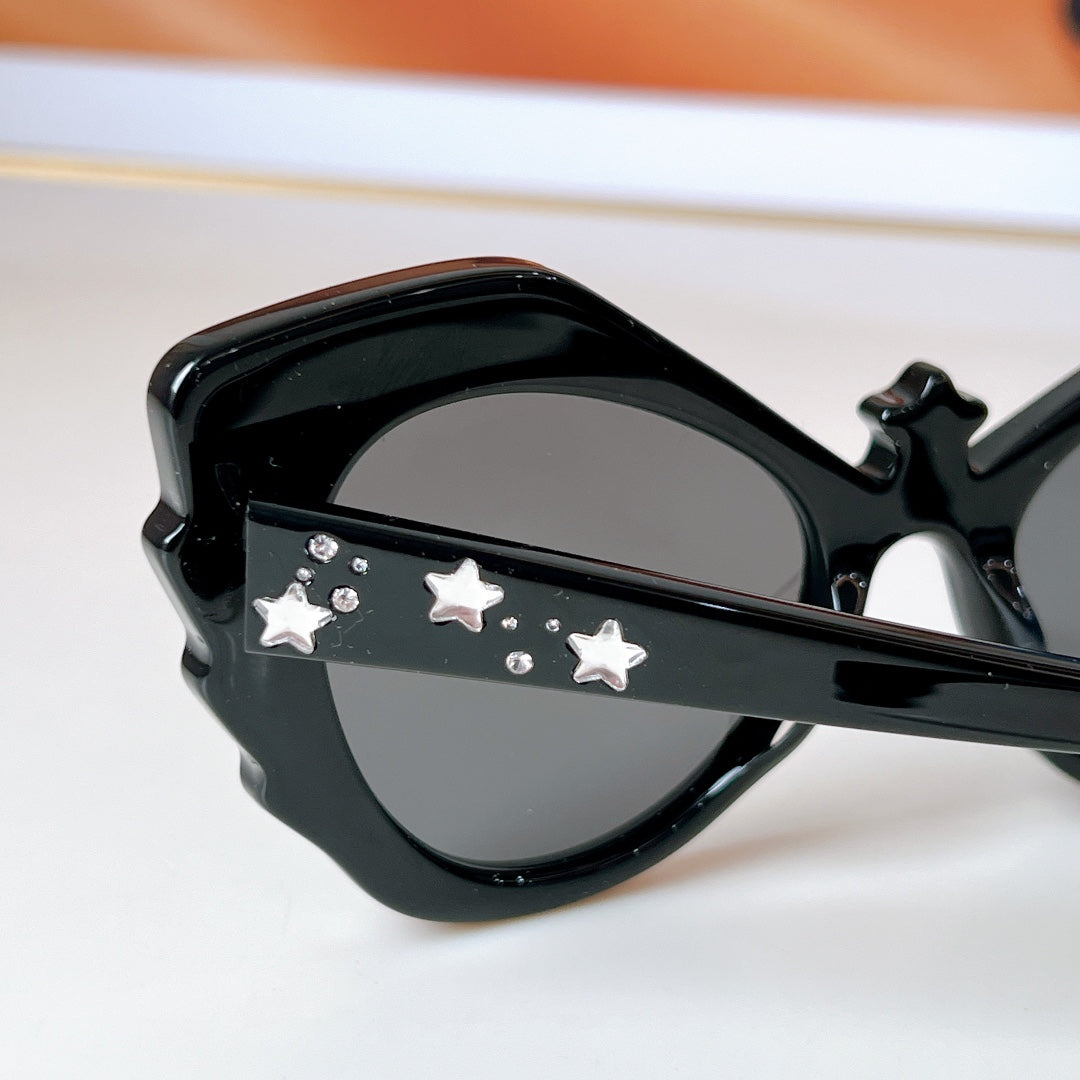 CRYSTAL STUDDED CAT-EYE FRAME SUNGLASSES GG1095S IN ACETATE