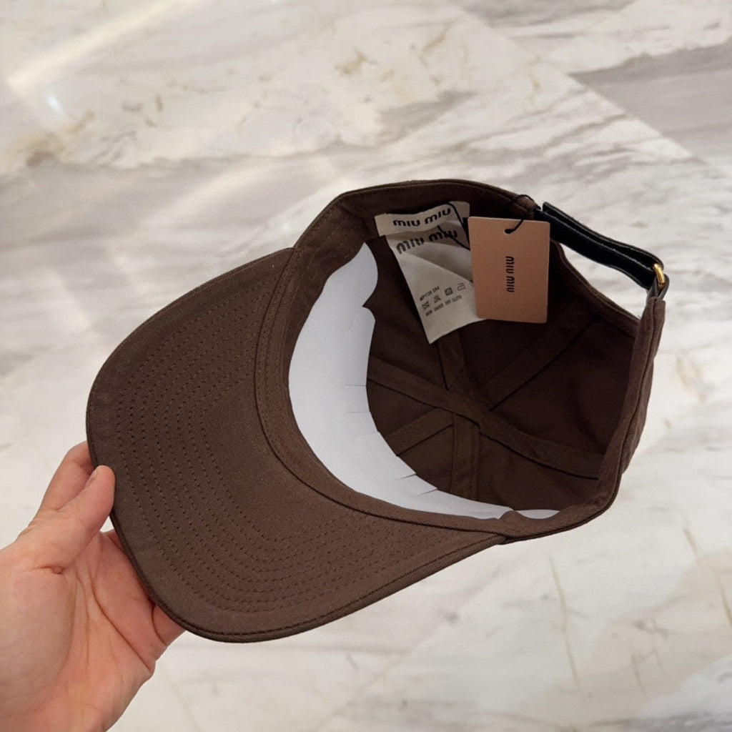 MM BASEBALL CAP IN DARK BROWN FABRIC EMBROIDERED LOGO STYLE 7