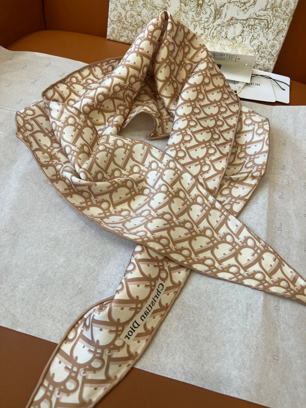 DIOR SCARF 110 CM IN SILK 627637