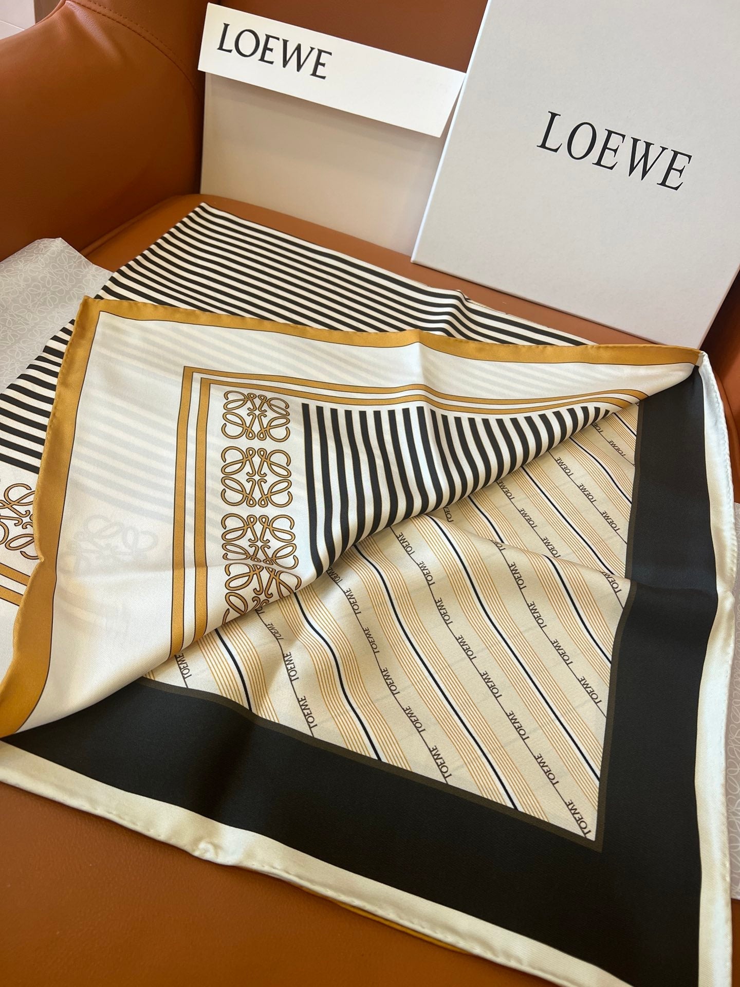 LOEWE 25S SCARF 90 IN SILK 667137