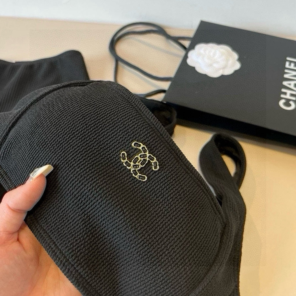 CC BIKINI SWIMSUIT SET IN BLACK ATTACHED WITH LOGO 629243