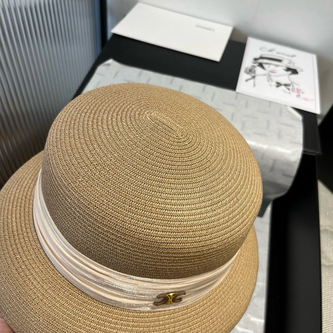 SMALL BRIM HAT MODEL 650348 IN BEIGE WOVEN STRAW
