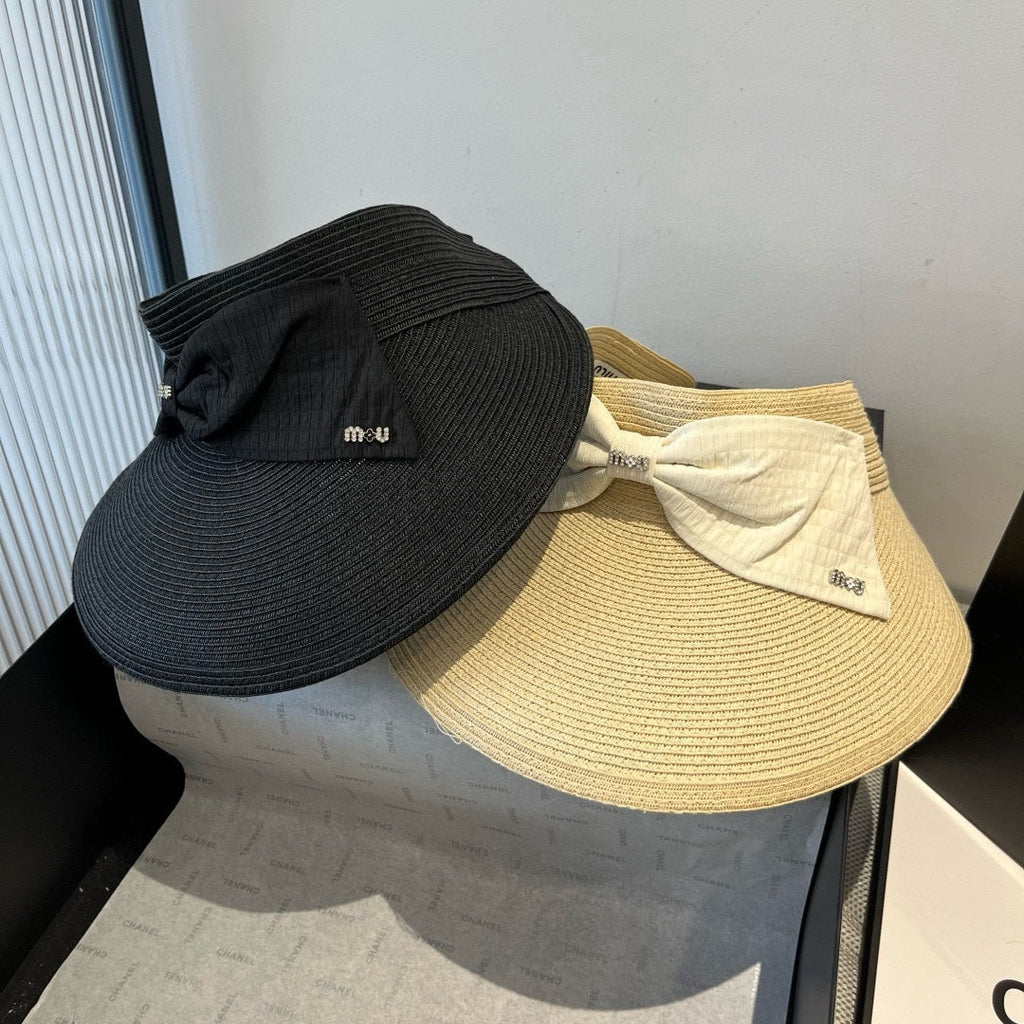 MM OPEN-TOP STRAW HAT IN BLACK WITH LARGE BOW