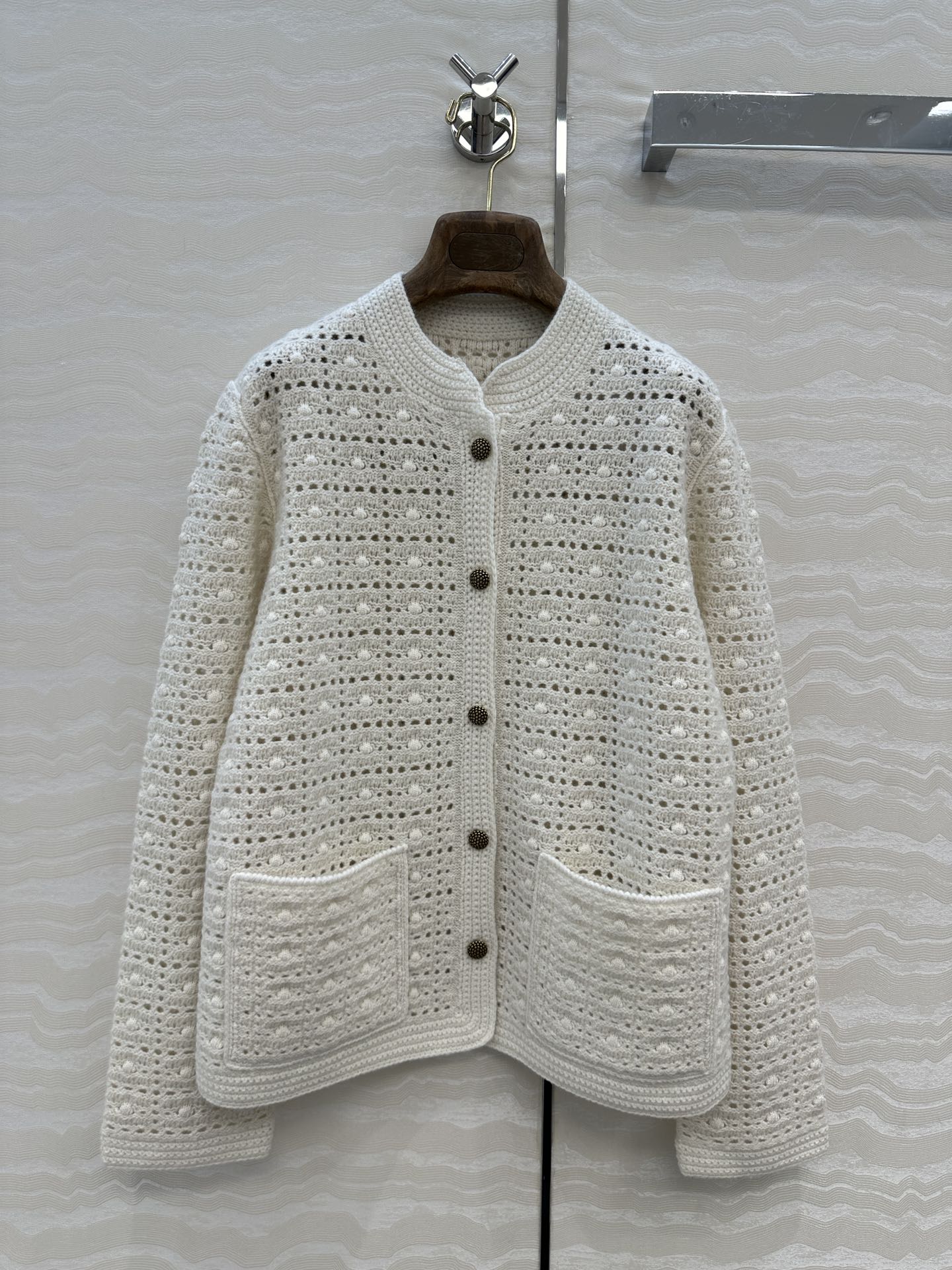 LP AROLA CROCHETED CARDIGAN IN WHITE WOOL