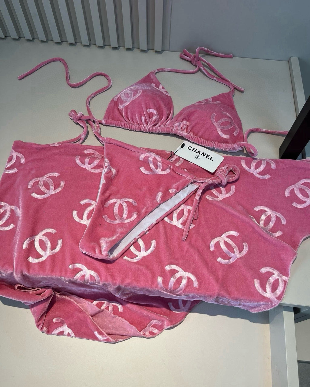 CHANEL BIKINI 25S TWO PIECE 748100
