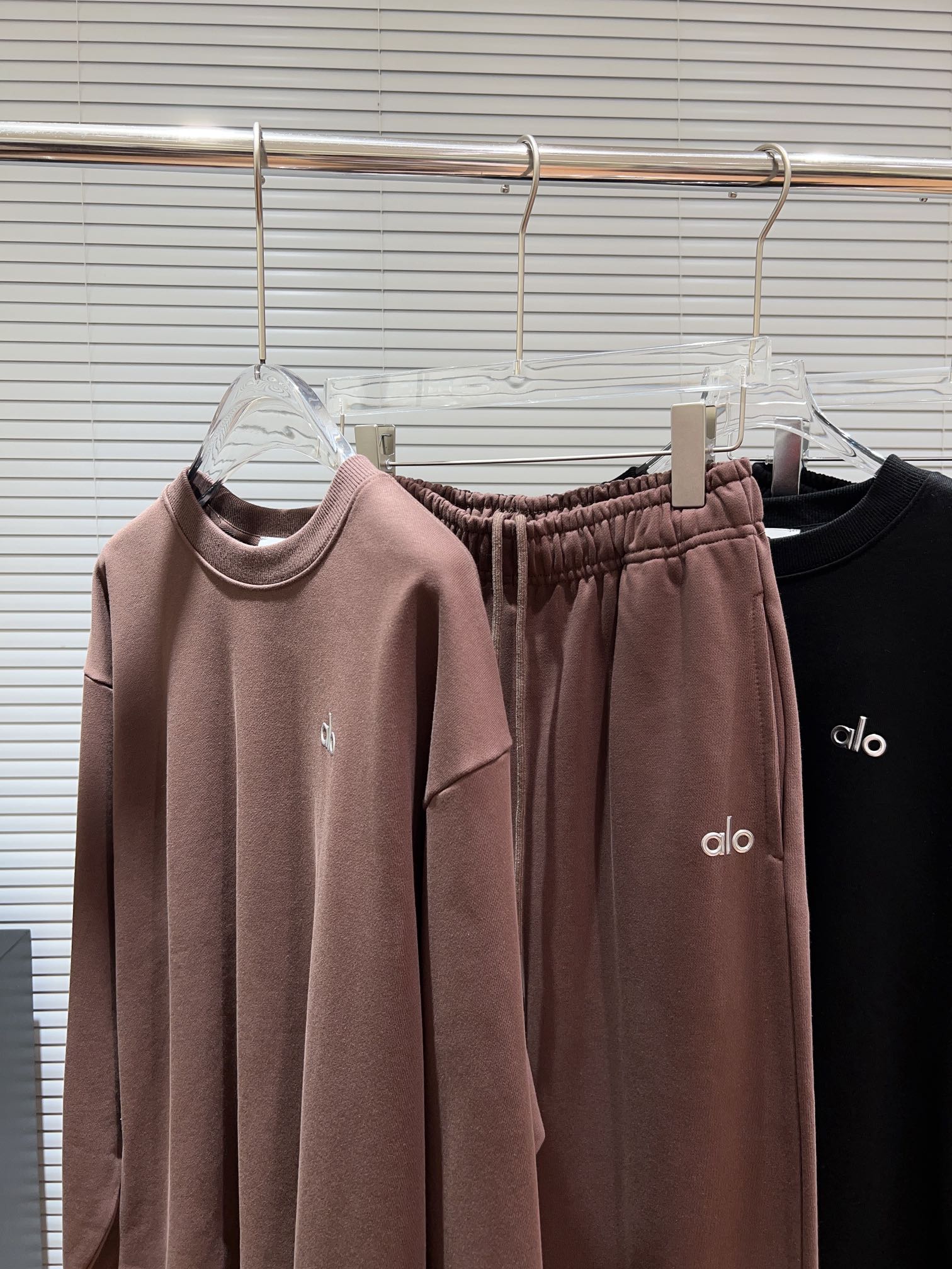 ALO FLEECE SET STYLE 123