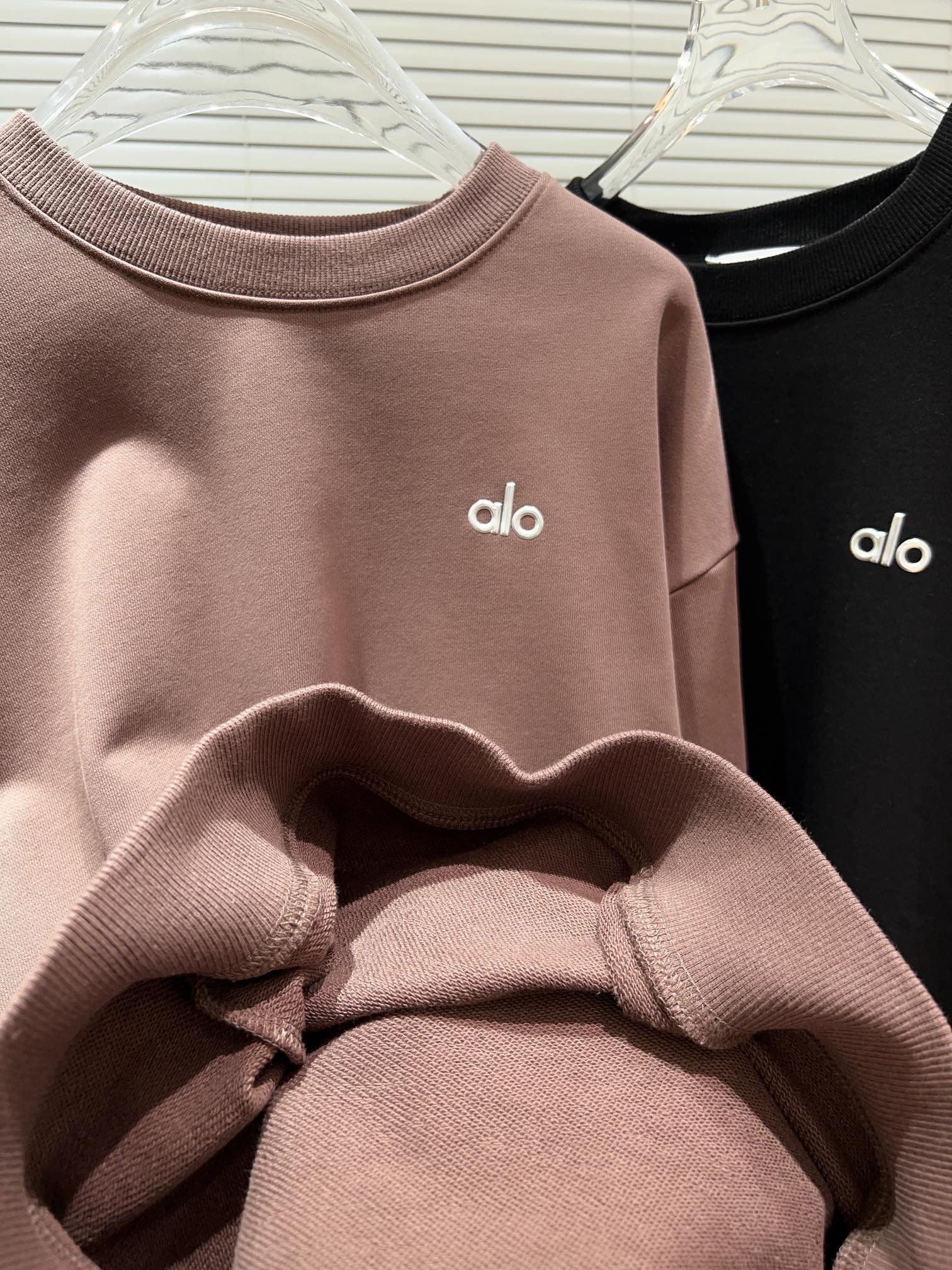 ALO FLEECE SET STYLE 123