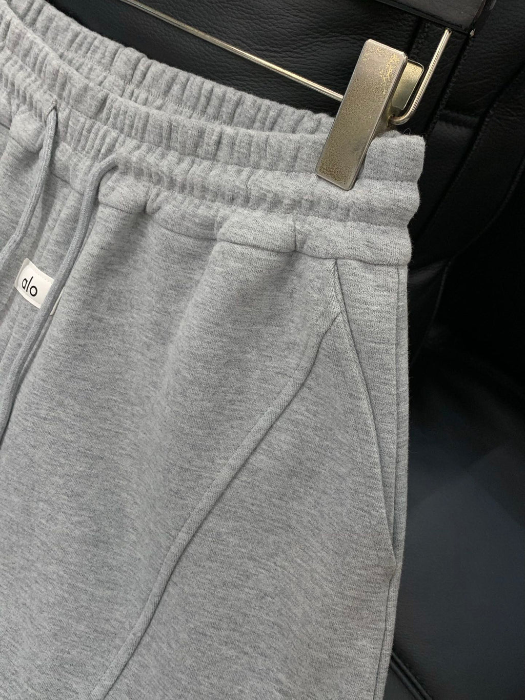 ALO JOGGER SWEATPANTS STYLE 25