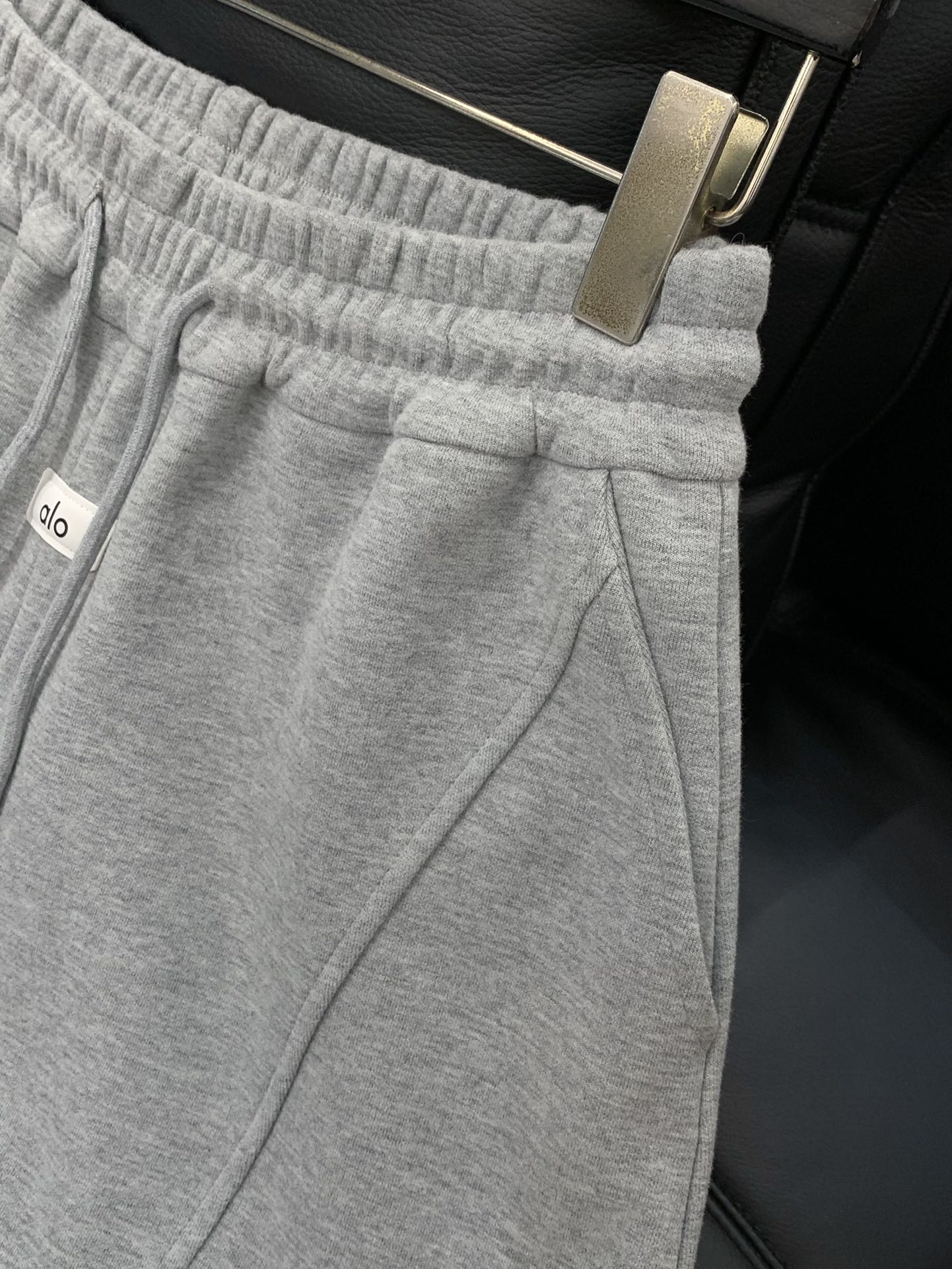 ALO JOGGER SWEATPANTS STYLE 25