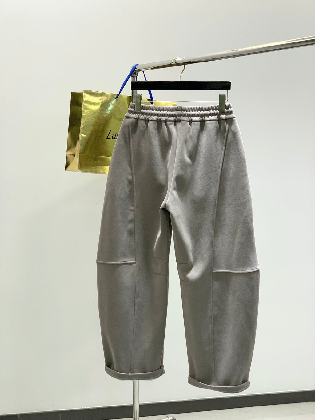 ALO JOGGER SWEATPANTS STYLE 182