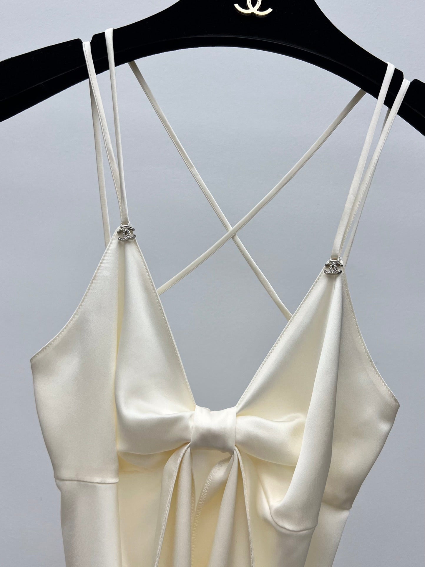 CHANEL 25S SATIN CAMISOLE TOP 631