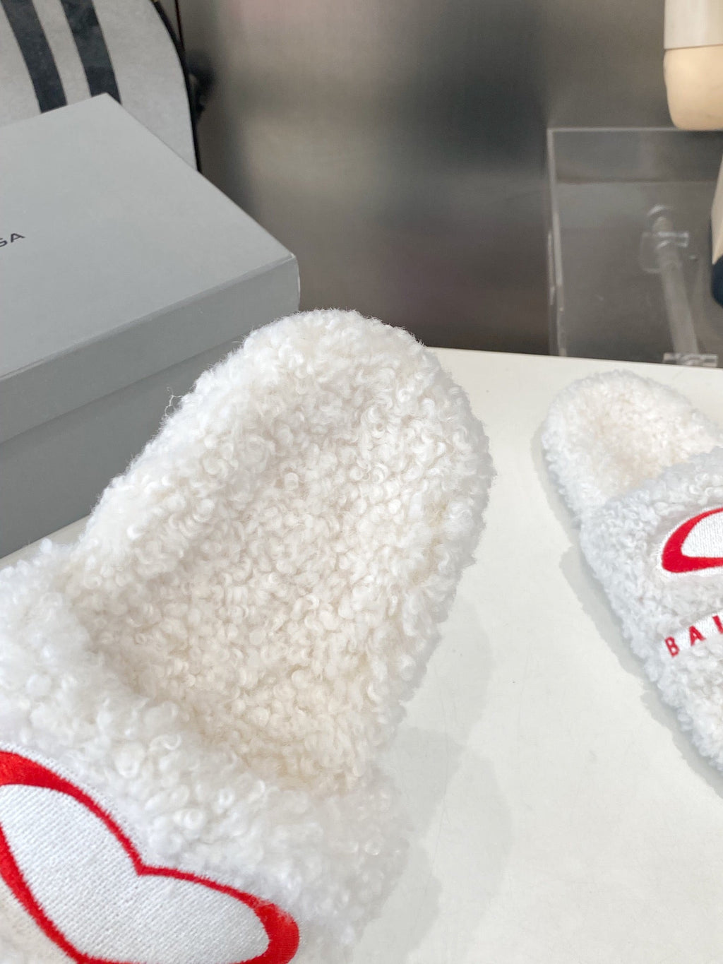 BALENCIAGA 25S FLAT SLIPPERS IN WHITE WOOL