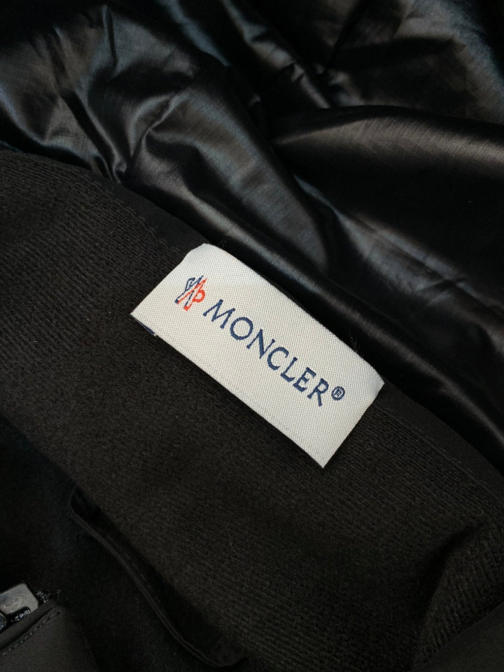 MONCLER 25S GRENOBLE DOWN JACKET 208