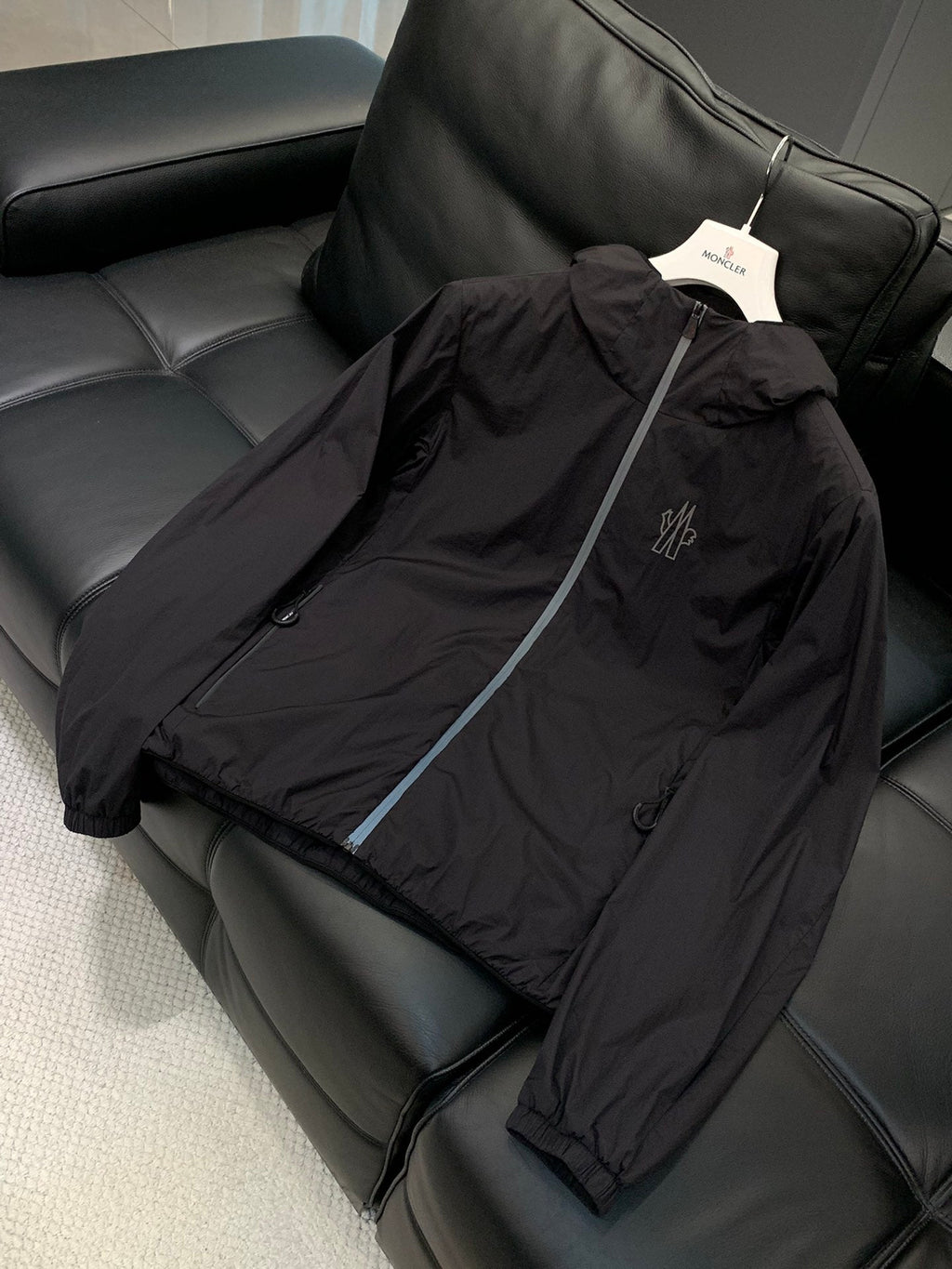 MONCLER 25S LIGHTWEIGHT HOODED JACKET 241