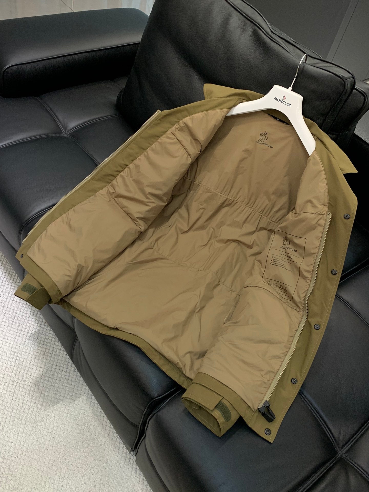 MONCLER 25S PROTECTIVE JACKET 243