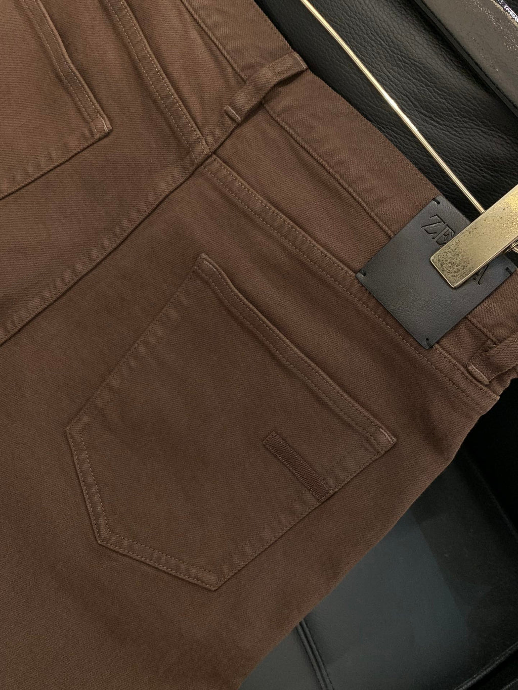 LV 25S STRAIGHT-LEG JEANS 0124