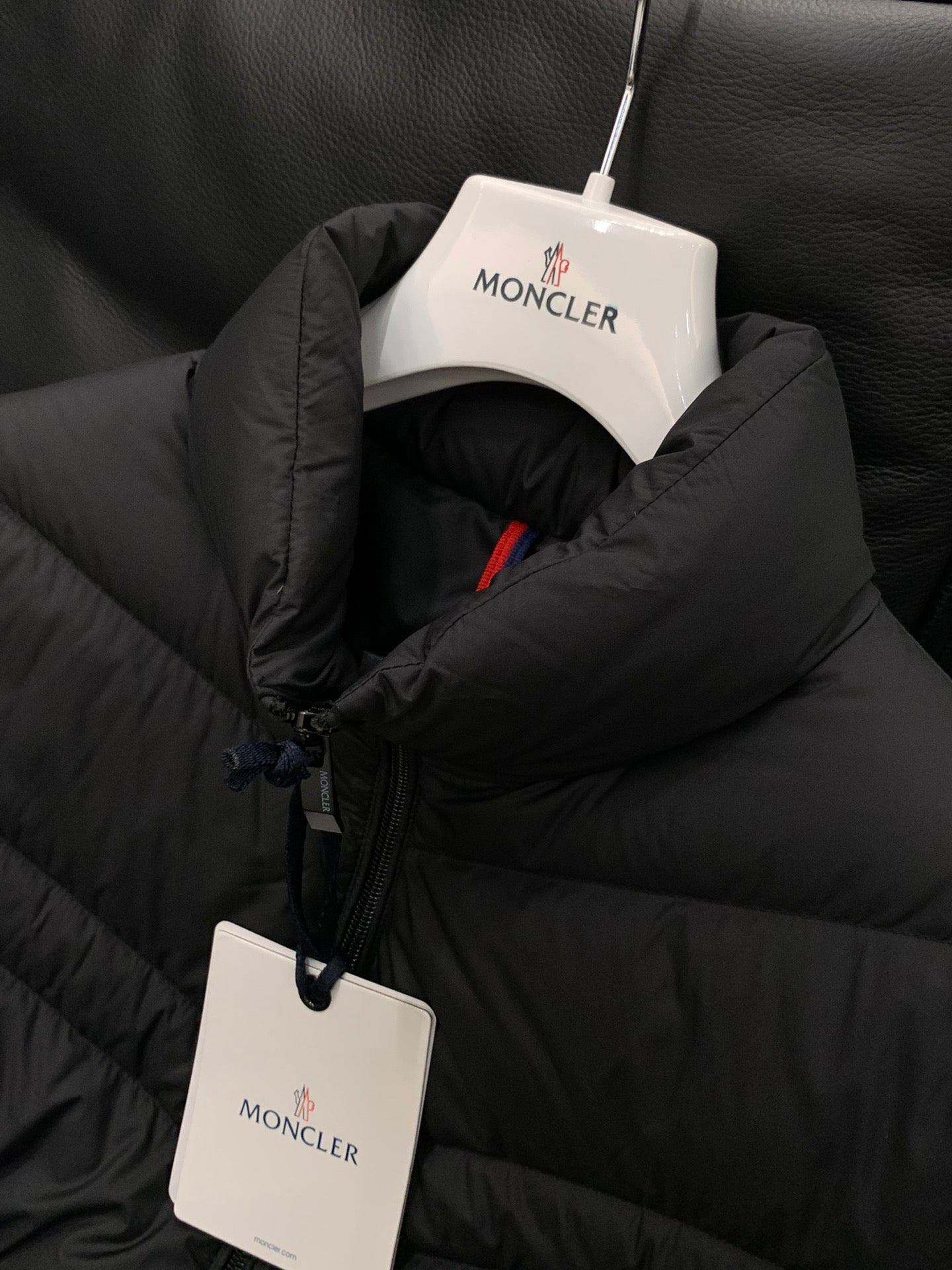 MONCLER JACKET STYLE 182