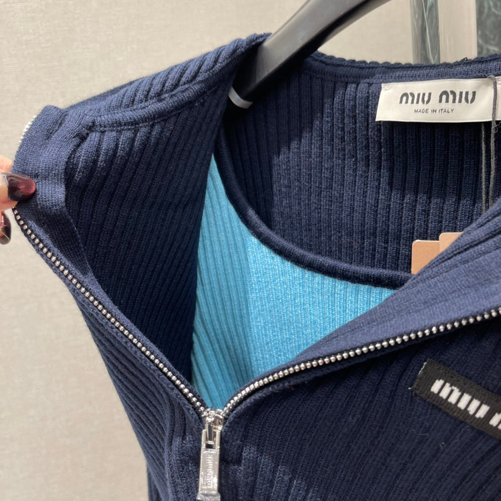 MIUMIU TWO-PIECE KNIT TOP STYLE 827