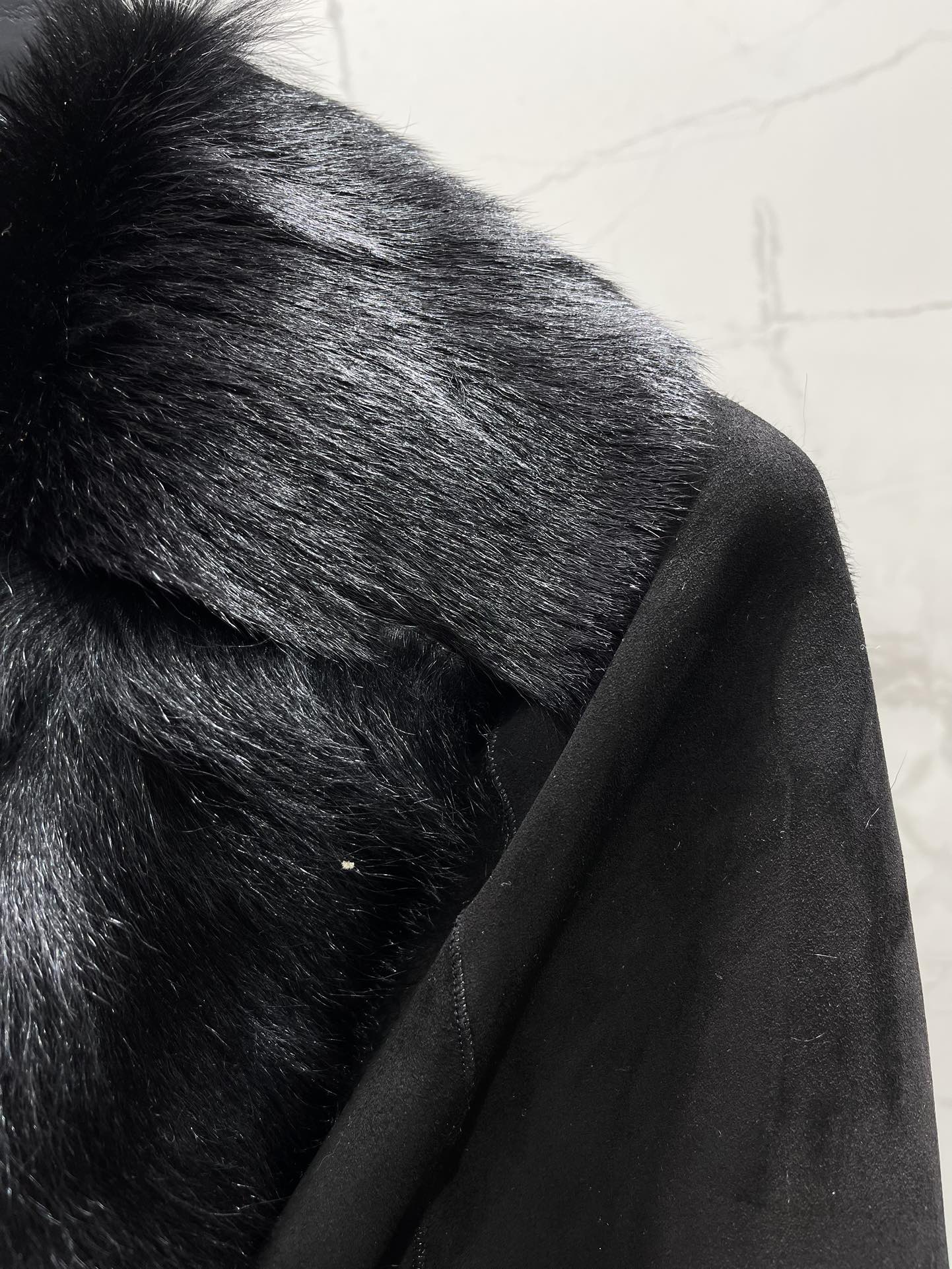 YSL 25S BELTED COAT STYLE 11