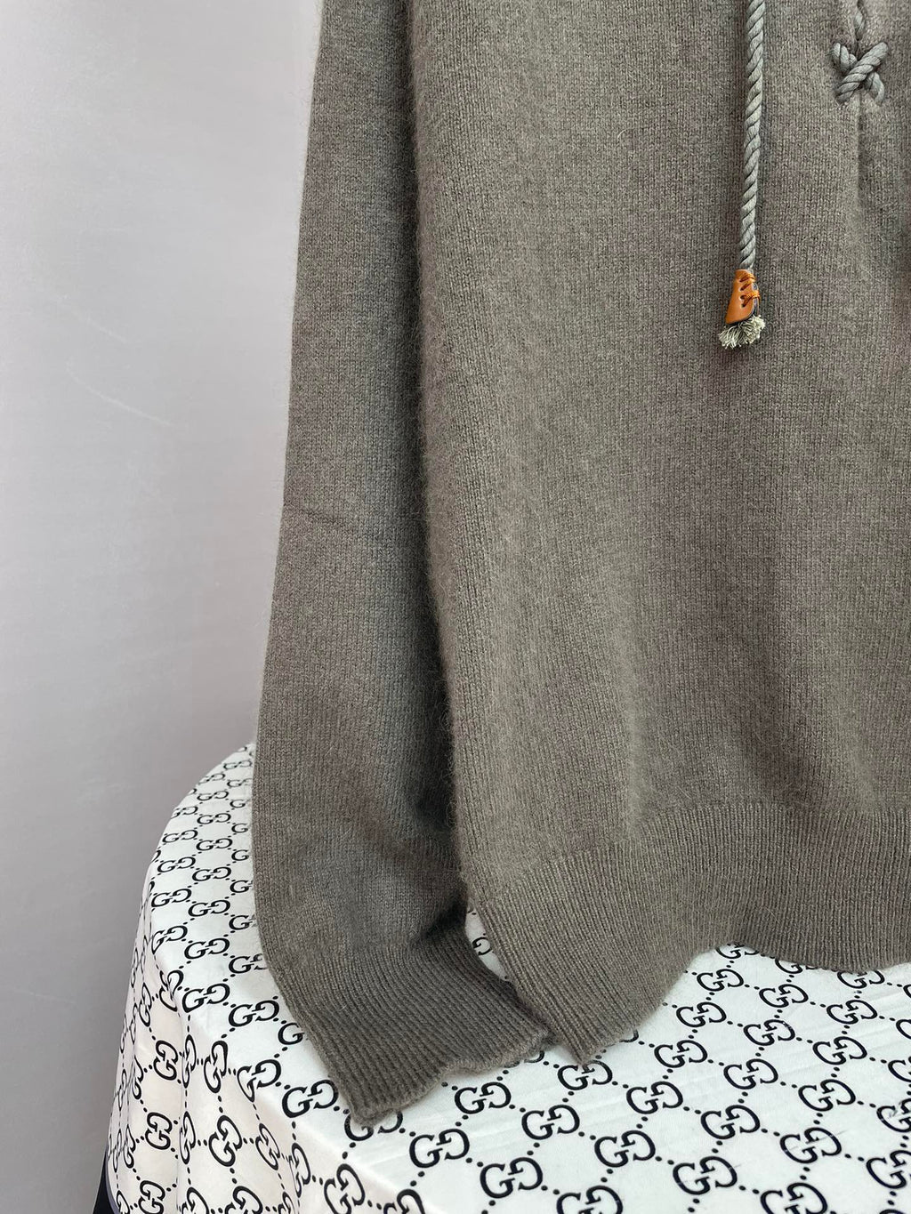 CHANEL 25S COLLARED SWEATER 595