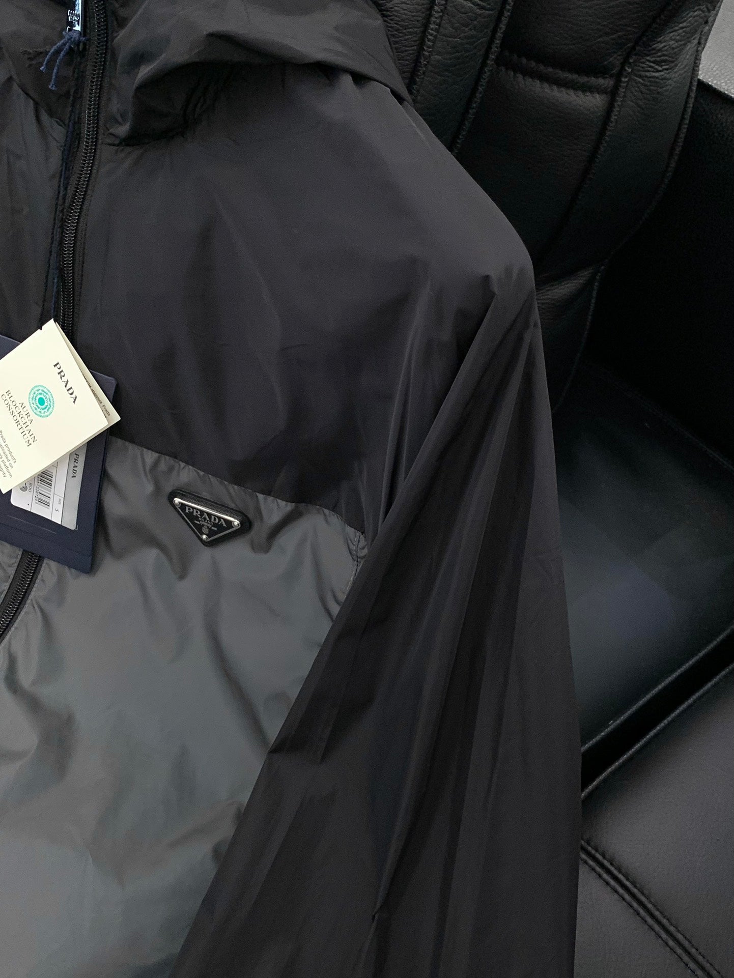 PRADA 25S JACKET 388