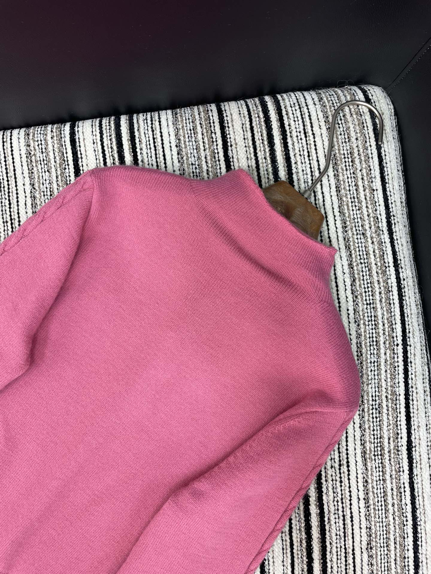 CHANEL 25S KNIT CARDIGAN 596