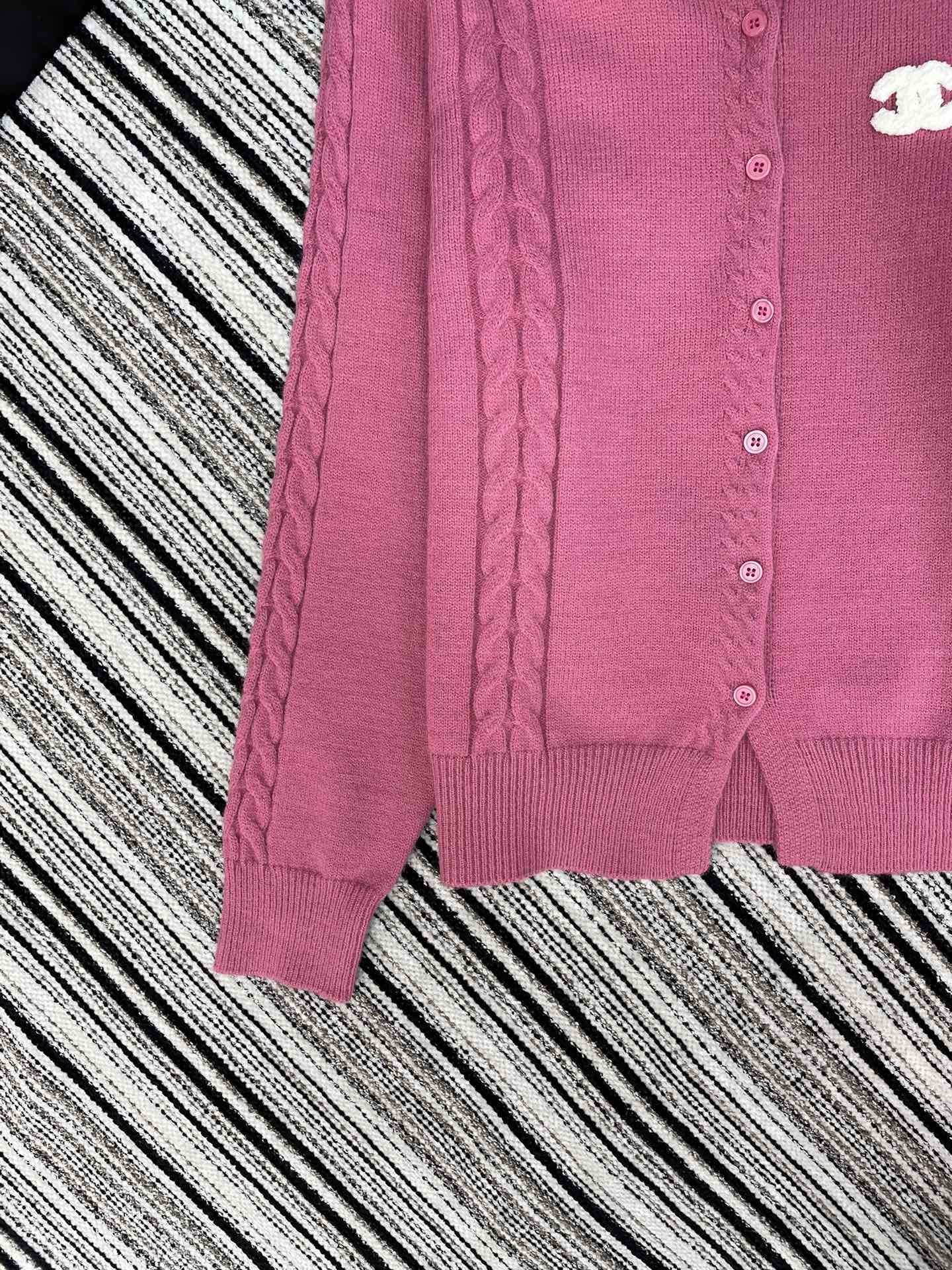 CHANEL 25S KNIT CARDIGAN 596