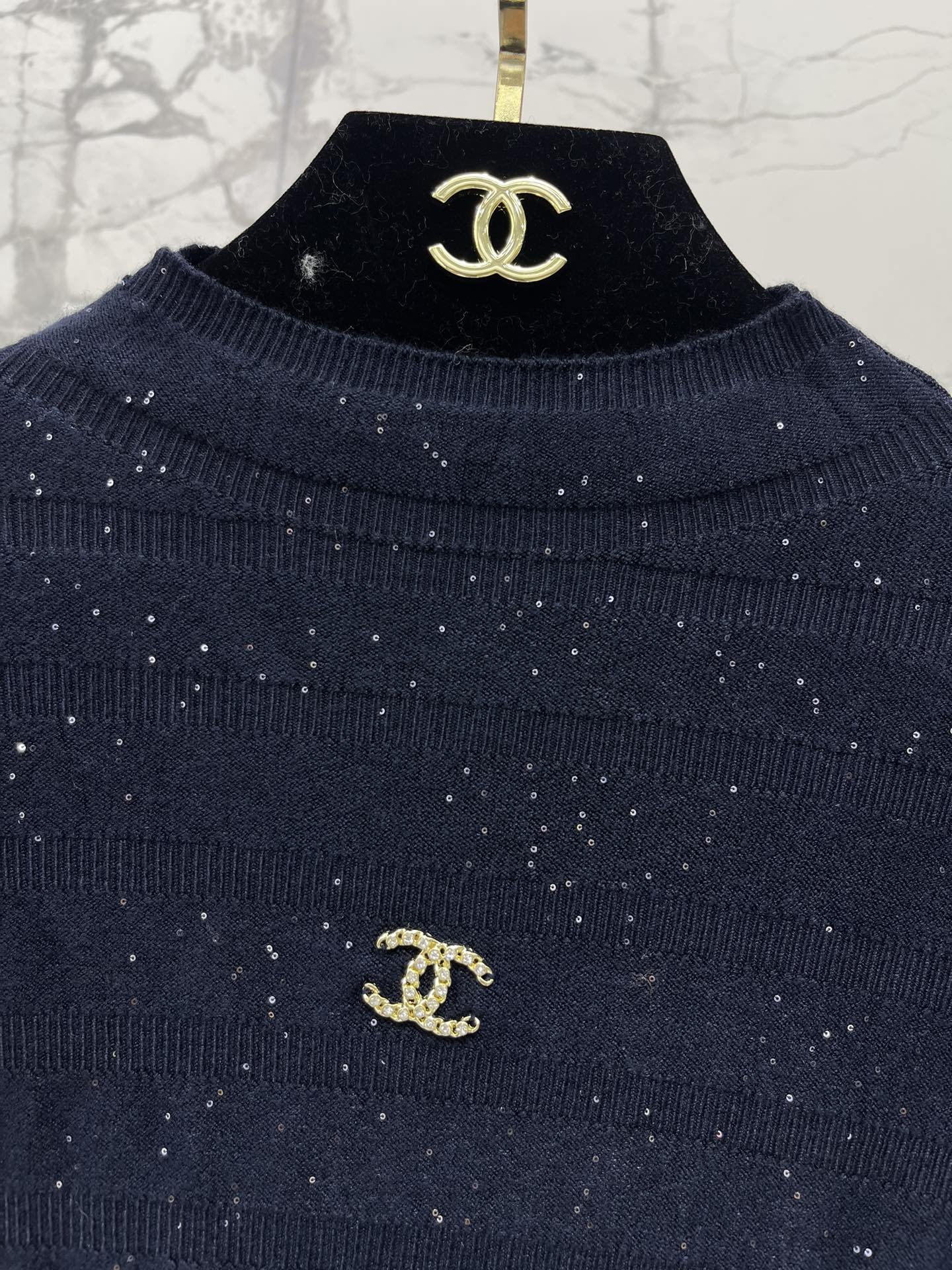 CHANEL 25S KNIT SWEATER 624