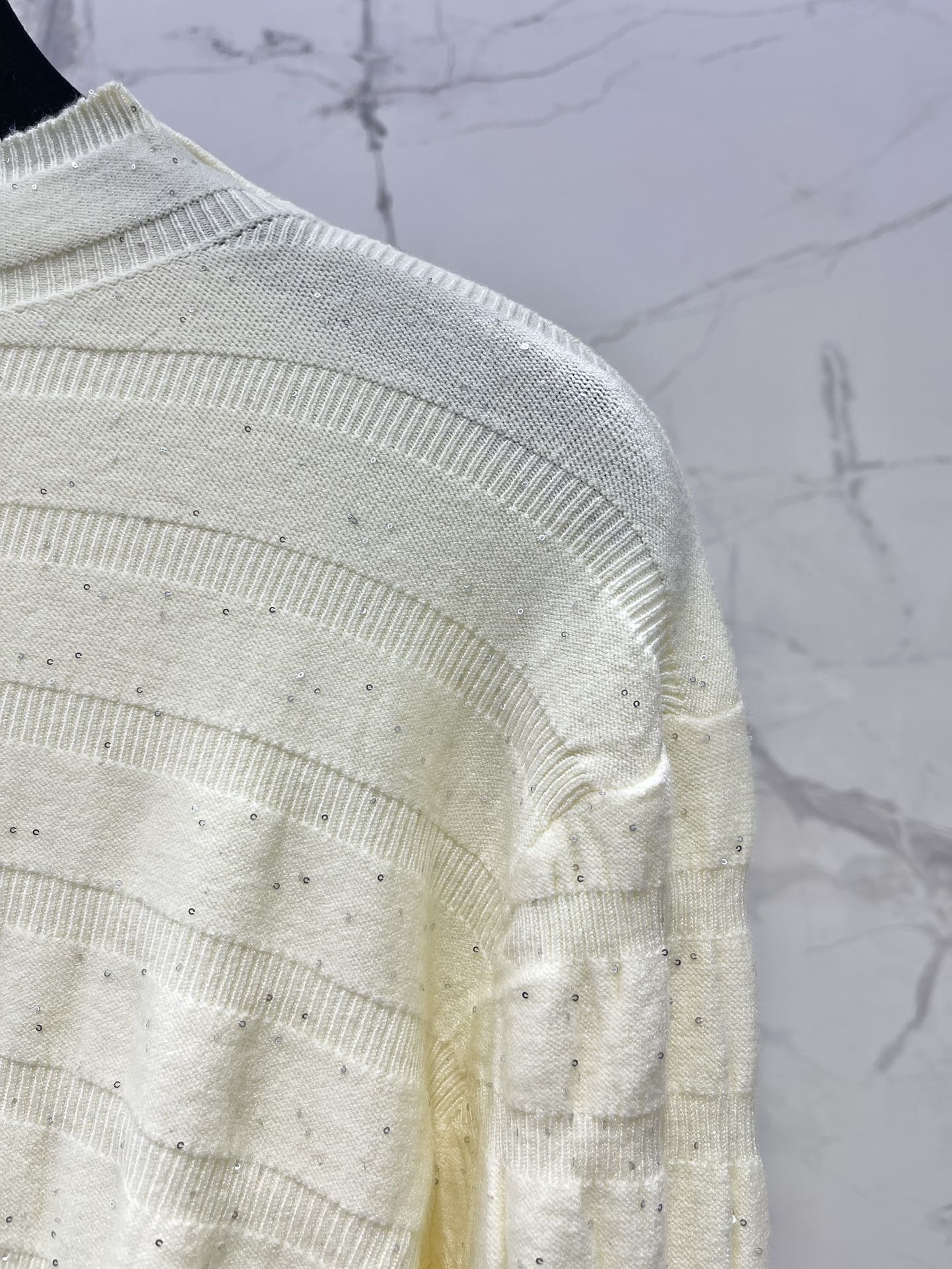 CHANEL 25S KNIT SWEATER 623